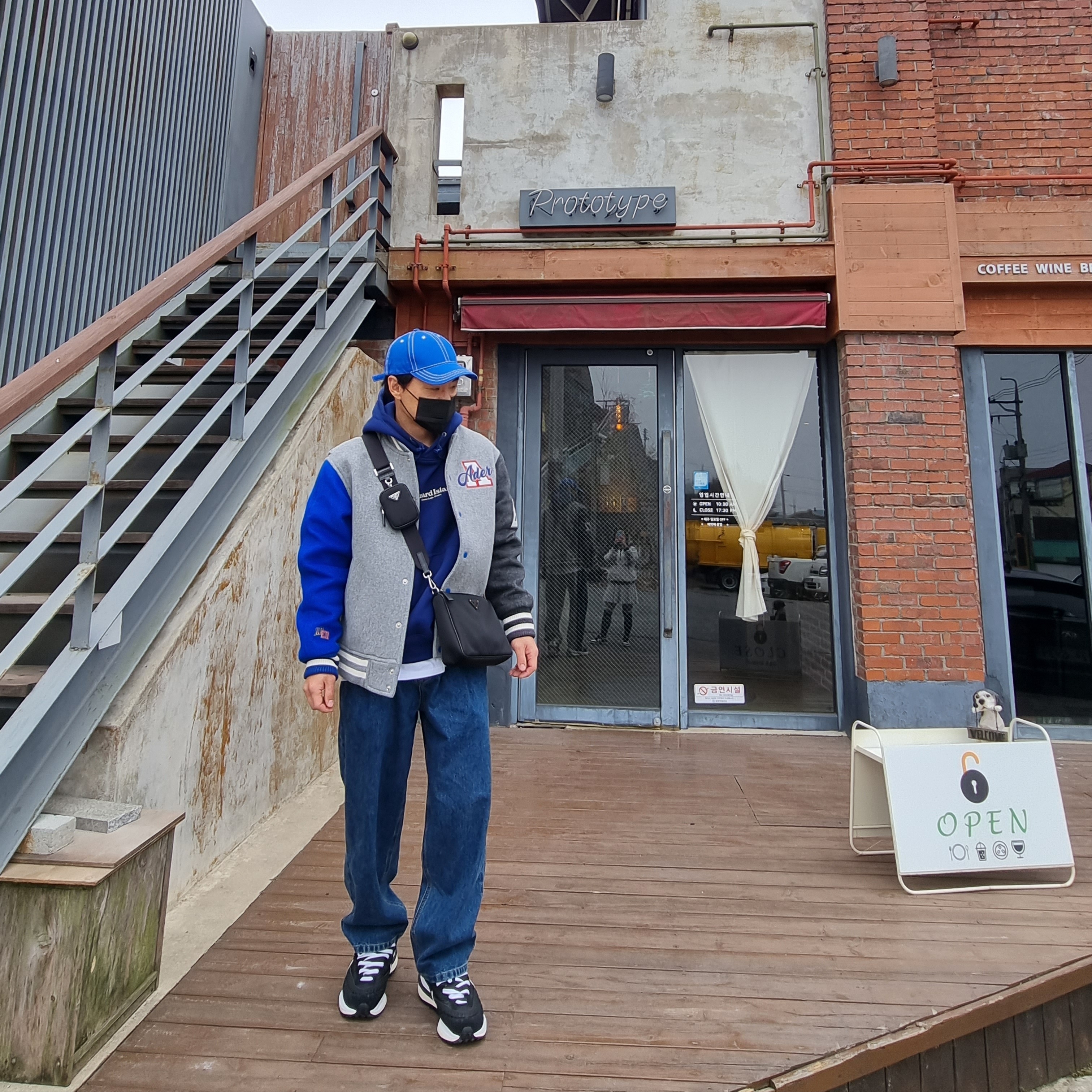 Ader Error x Zara Twill Cap Blue, Ader Error Other Arm Jacket Grey 착용 스타일