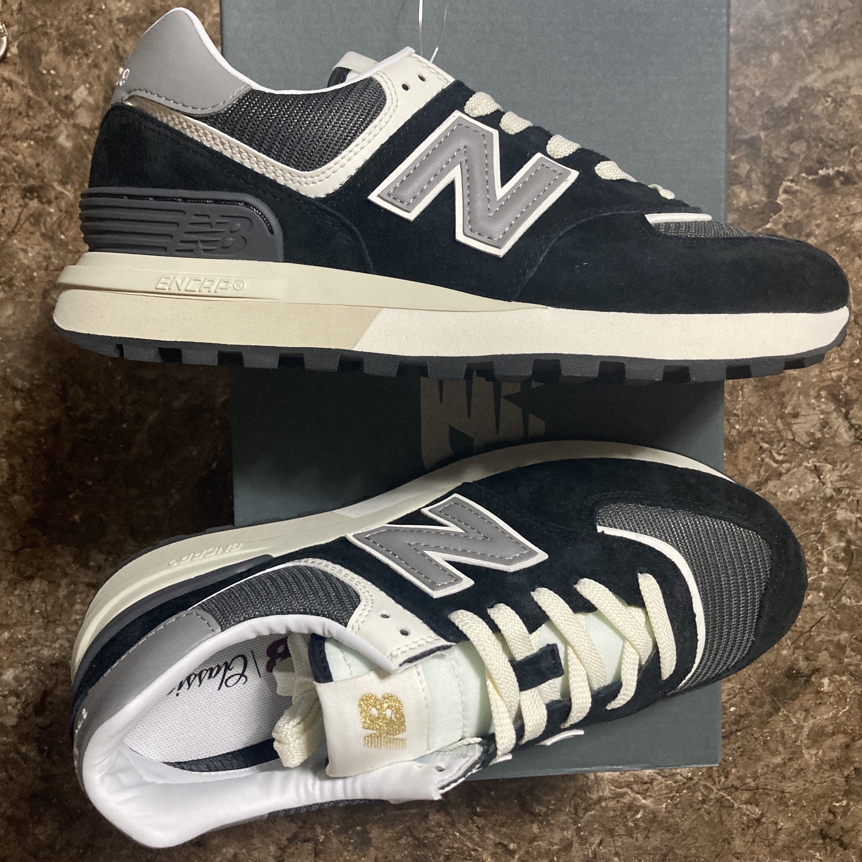 New Balance 574 Legacy Black 착용 스타일