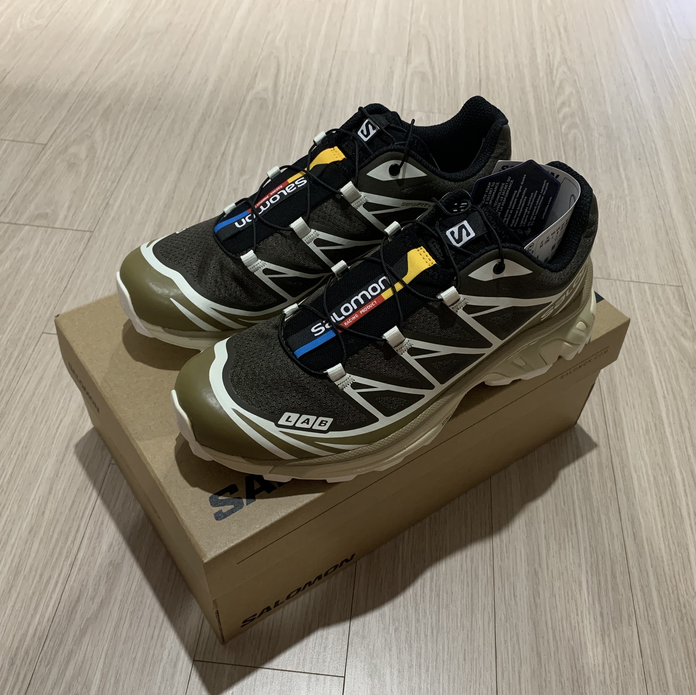 Salomon XT-6 Kangaroo Vanilla Ice 착용 스타일 - 1