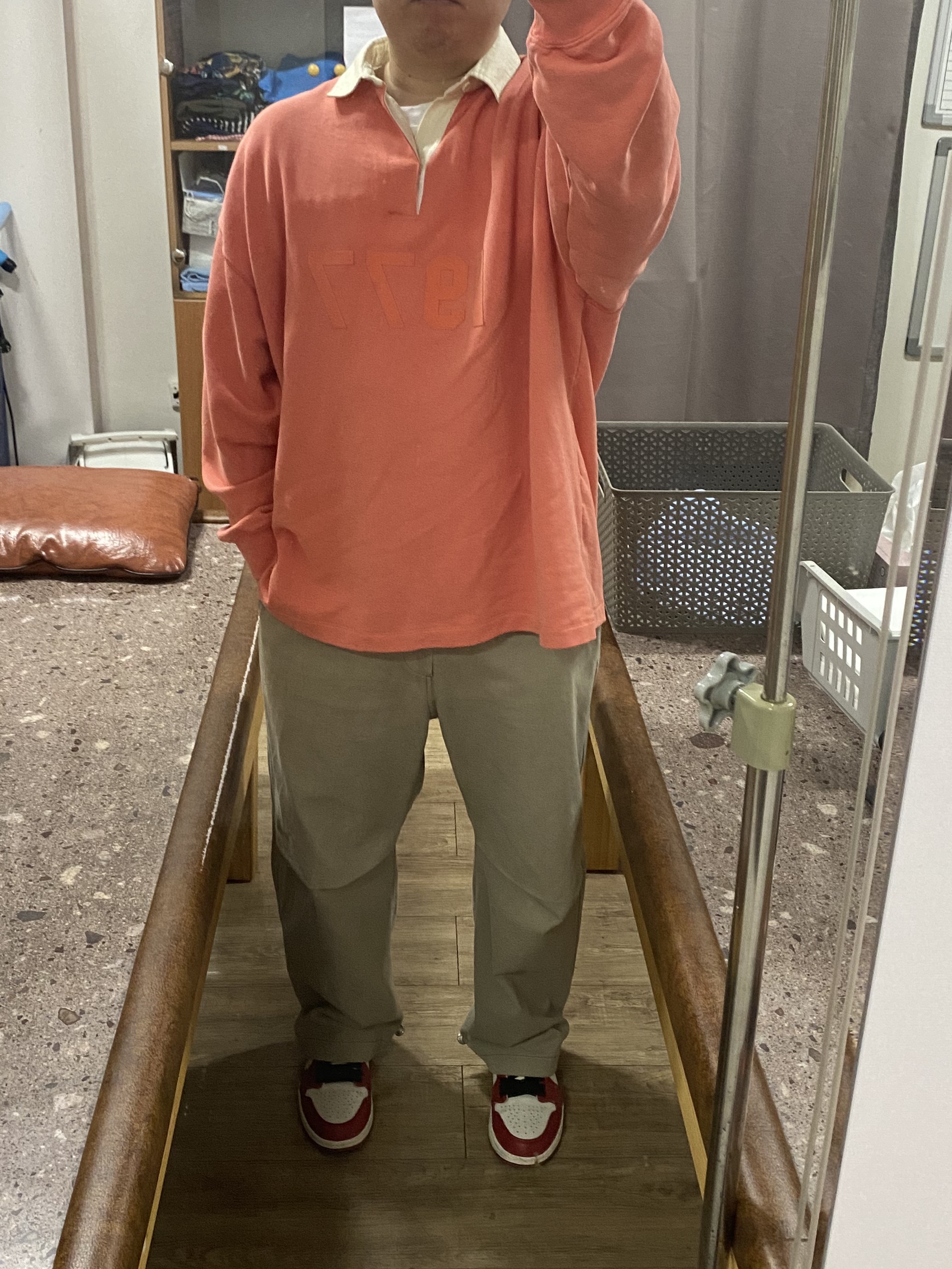 Essentials 1977 Henley Rugby Long Sleeve Polo Coral - 22FW 착용 스타일 - 2