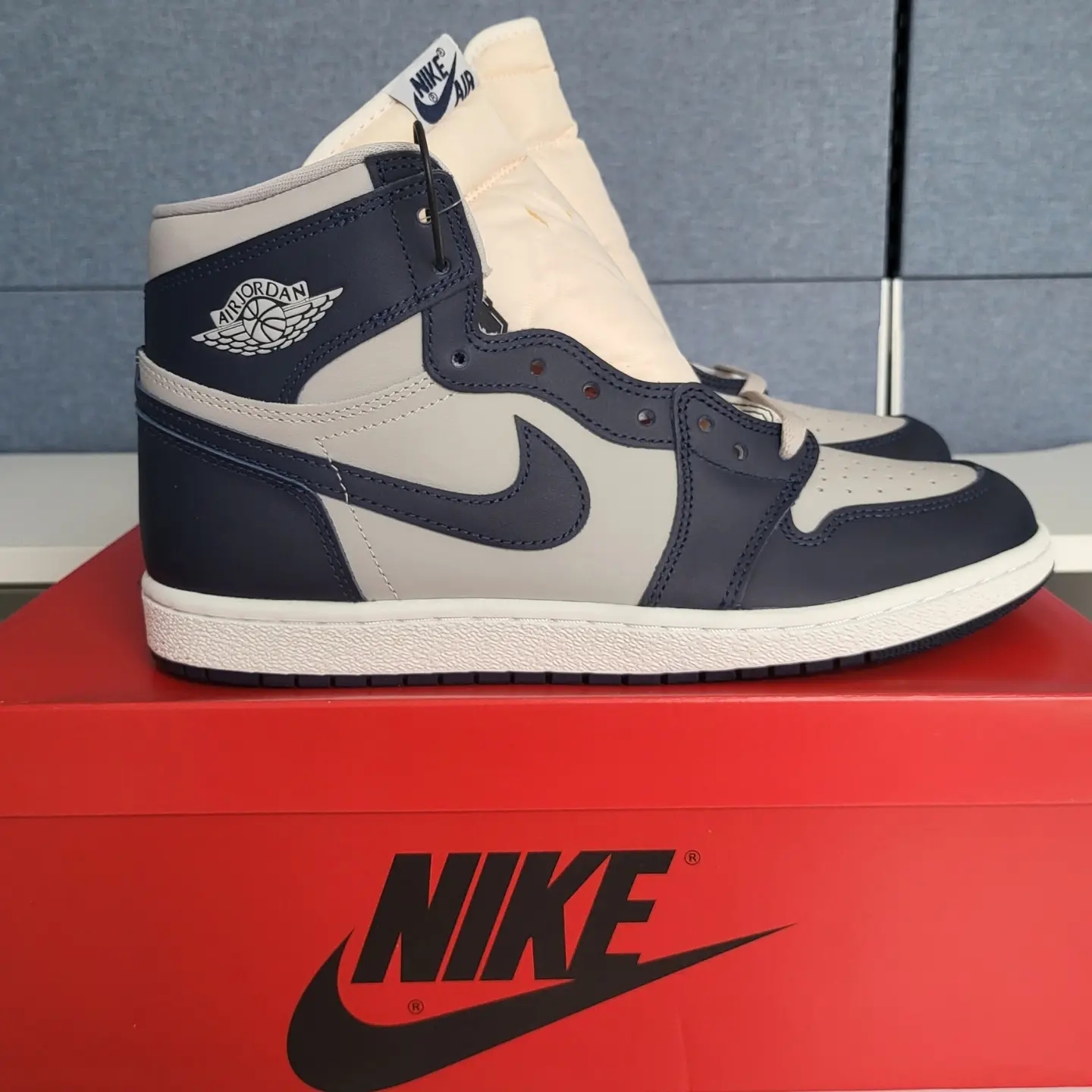 Jordan 1 High 85 College Navy 착용 스타일 - 5