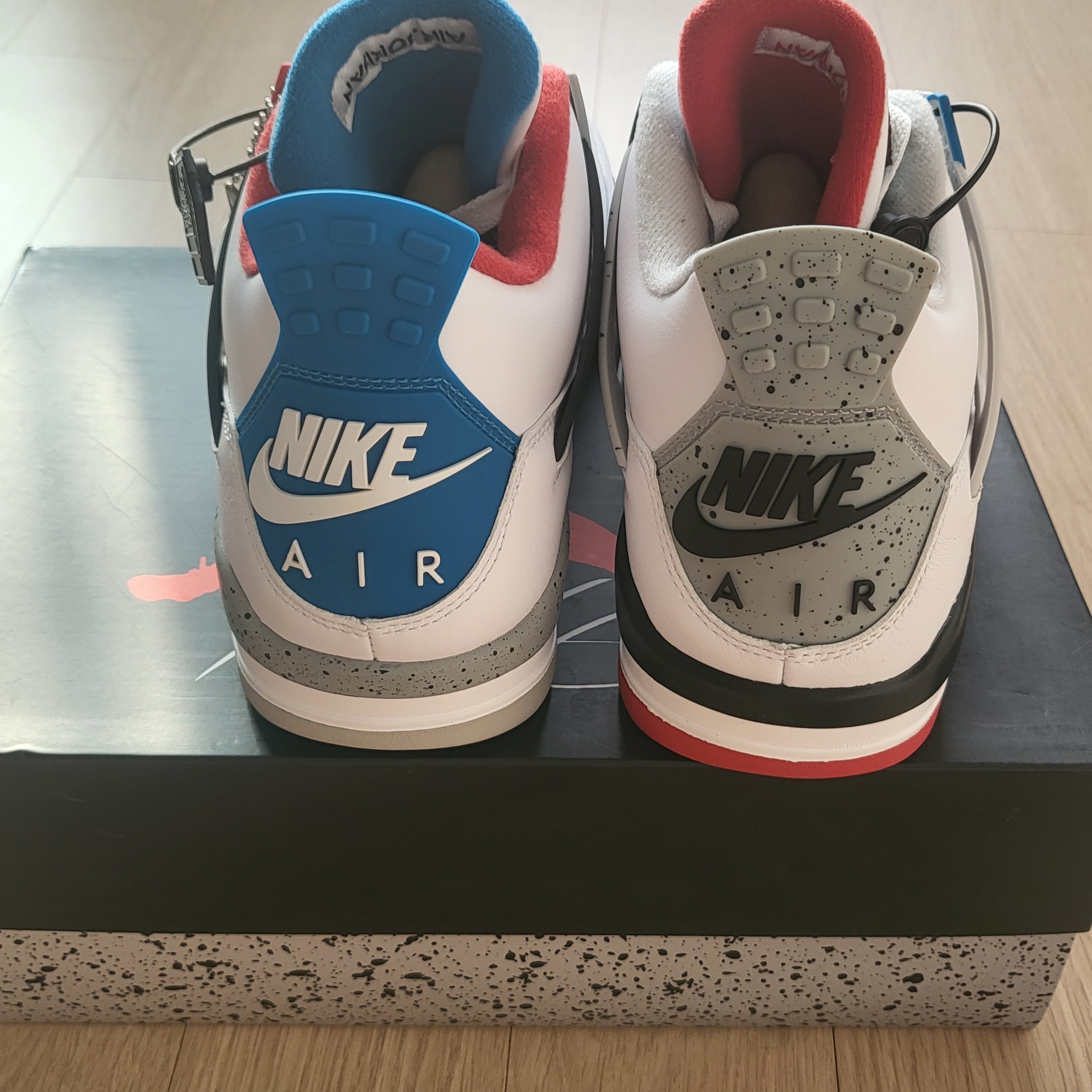 Jordan 4 Retro What The 4 착용 스타일 - 4