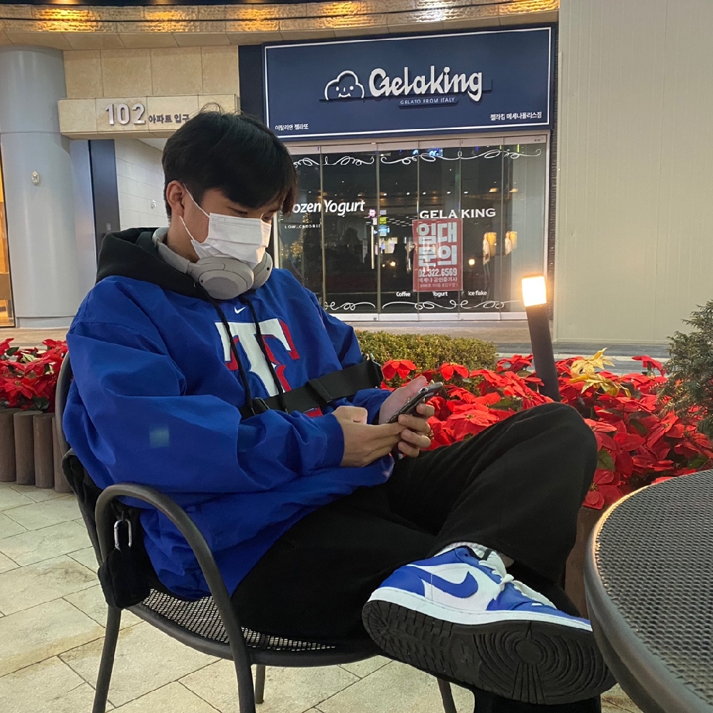 KREAM 프로필 이미지