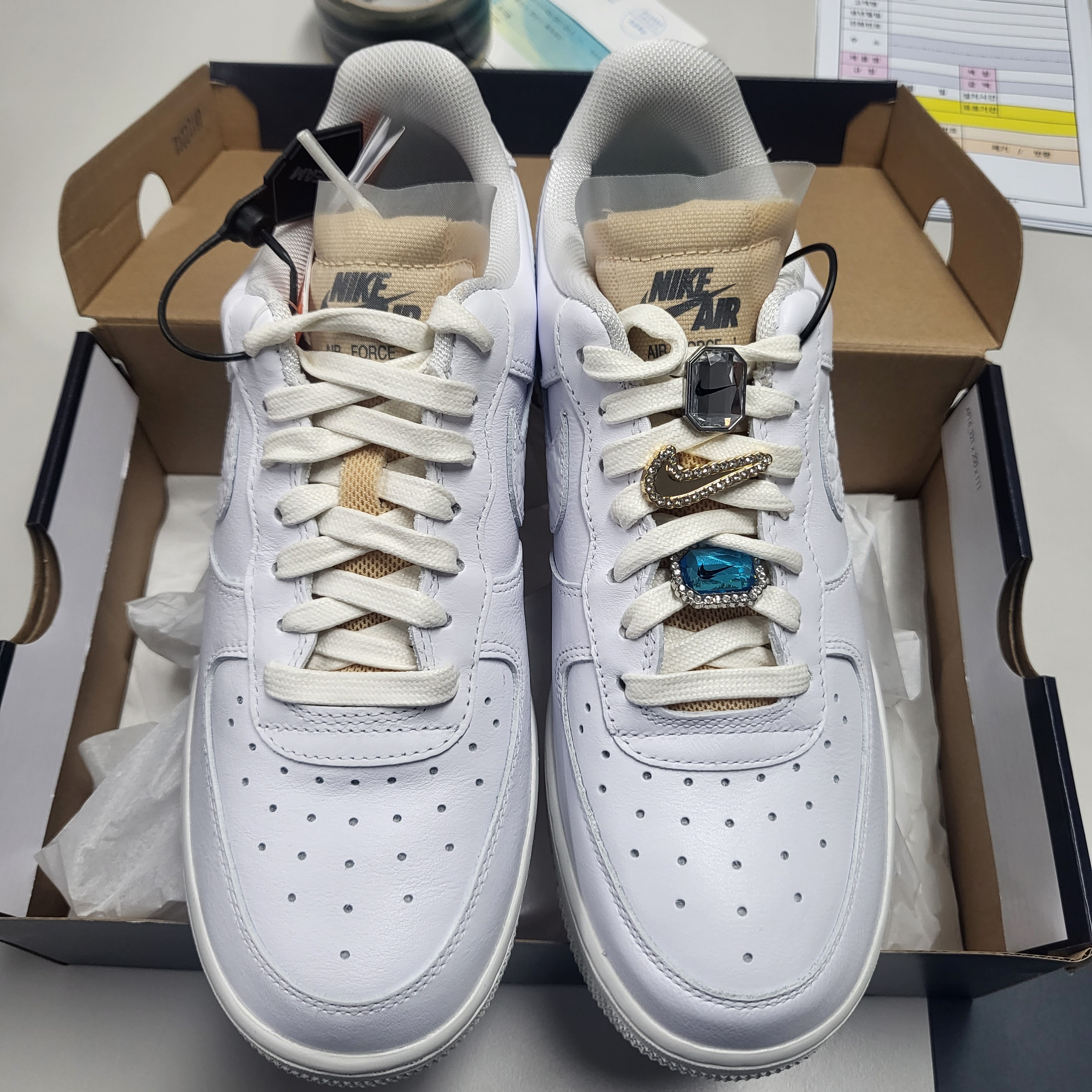 (W) Nike Air Force 1 Low Bling 착용 스타일 - 2