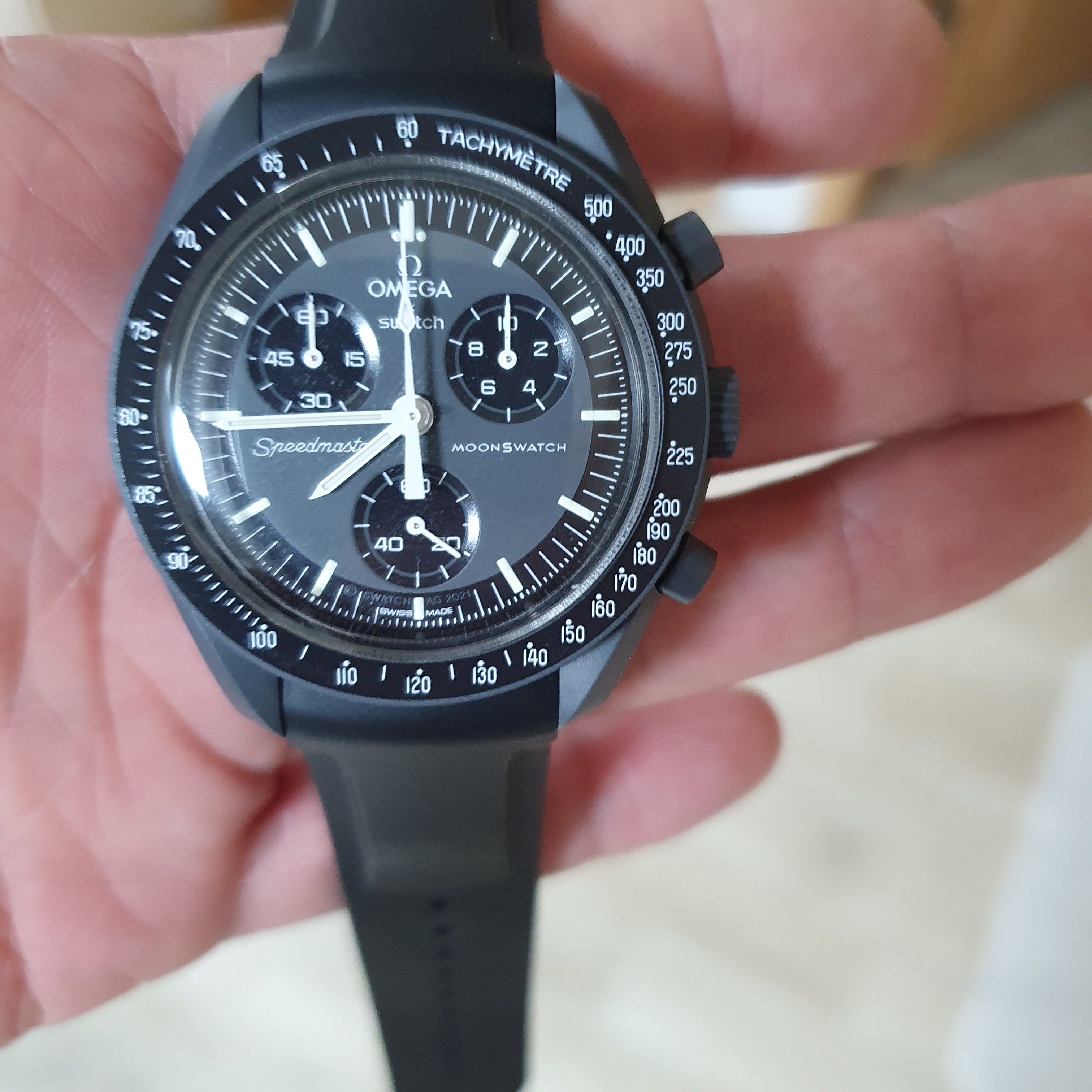 Swatch x Omega Bioceramic MoonSwatch Mission To Mercury 착용 스타일