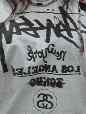 Stussy Tour T-Shirt White, Jordan 1 Mid SE Diamond 착용 스타일 - 3