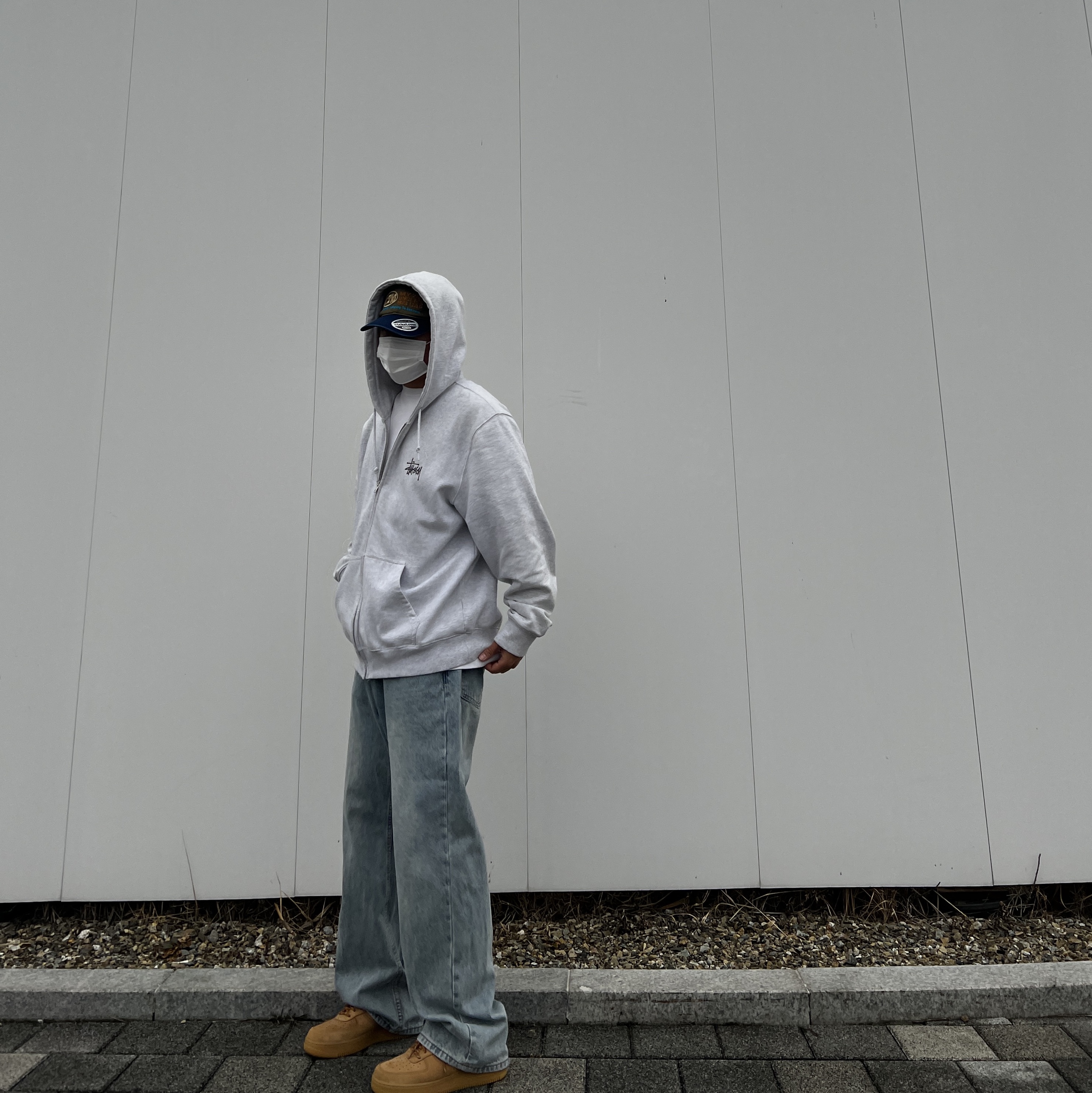 Nike Air Force 1 '07 WB Flax, Stussy Basic Stussy Zip Hoodie Ash Heather 2023 착용 스타일 - 1