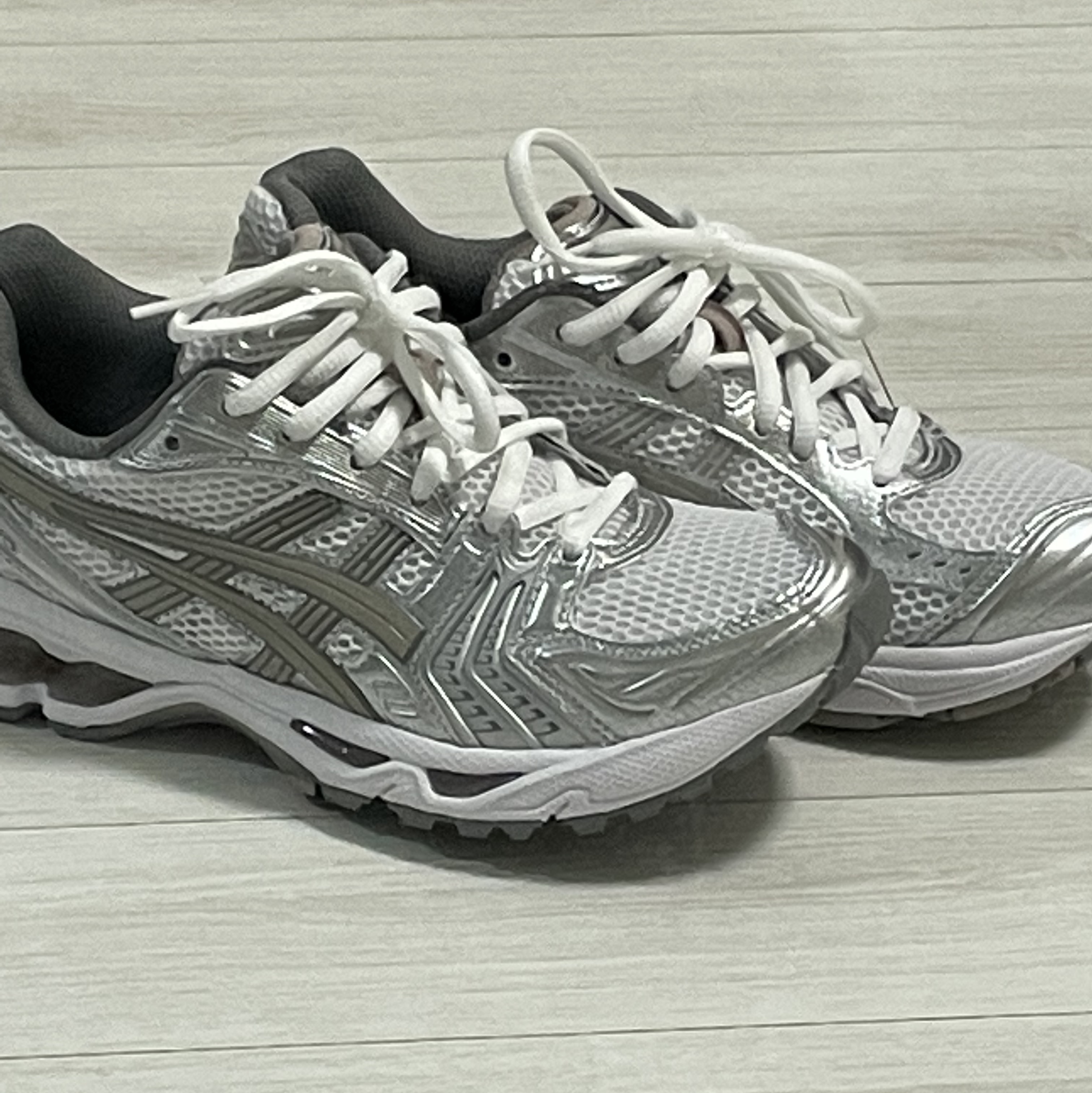 (W) Asics Gel-Kayano 14 White Moonrock 착용 스타일