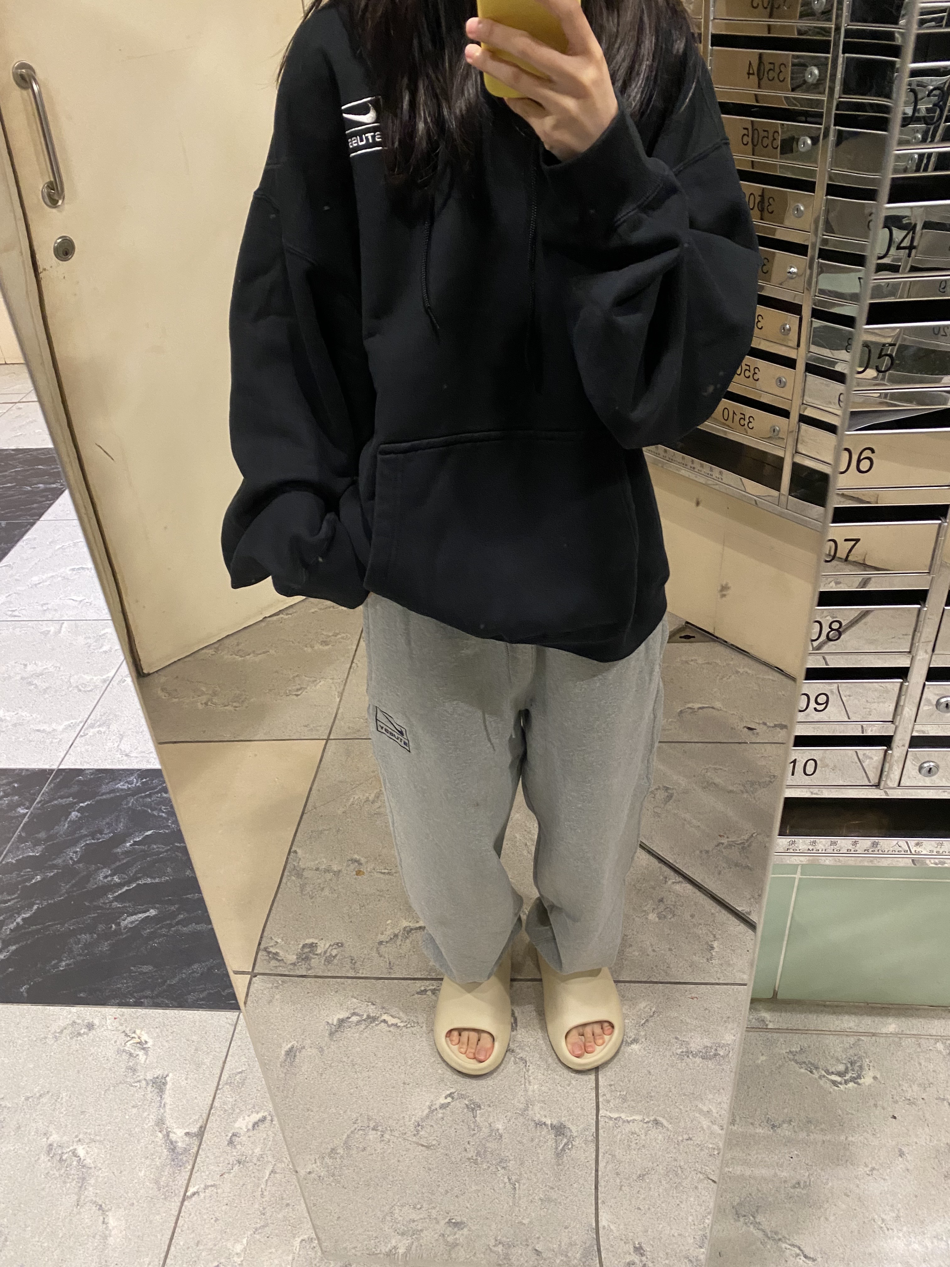 Nike x Stussy NRG RA Washed Pullover Hoodie Black (DN4029-010), Nike x Stussy NRG RA Washed Pullover Hoodie Black (DN4028-010) 착용 스타일 - 2