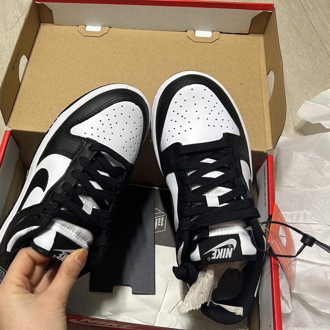 Nike Dunk Low Retro Black 착용 스타일 - 2