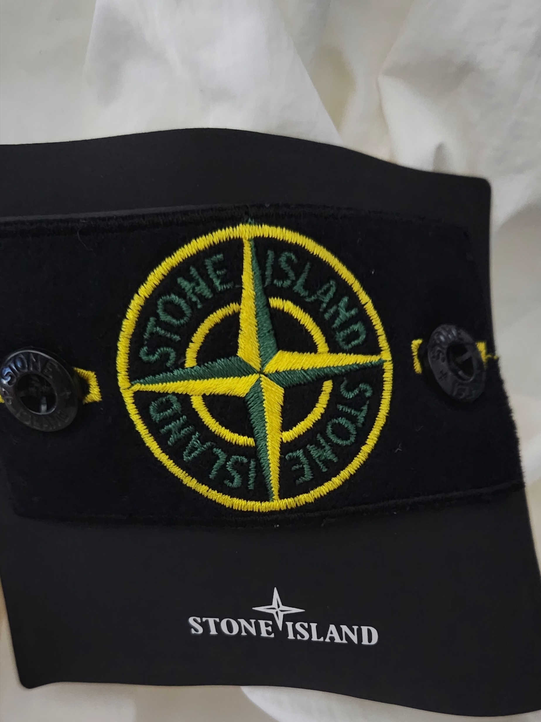 Stone Island 43333 Nylon Batavia-TC Primaloft Jacket White - 21SS 착용 스타일