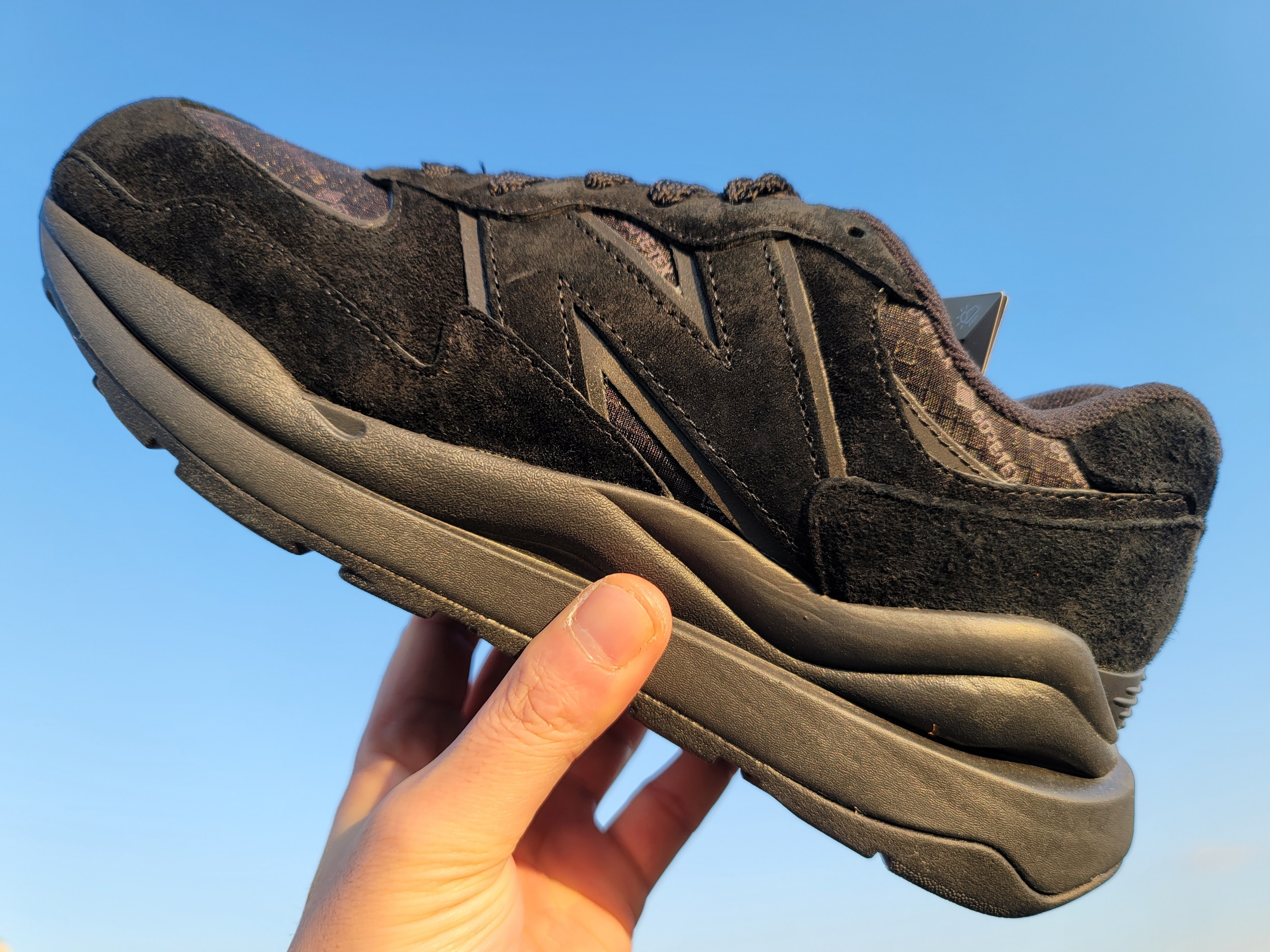 New Balance 5740 Gore-Tex Black 착용 스타일