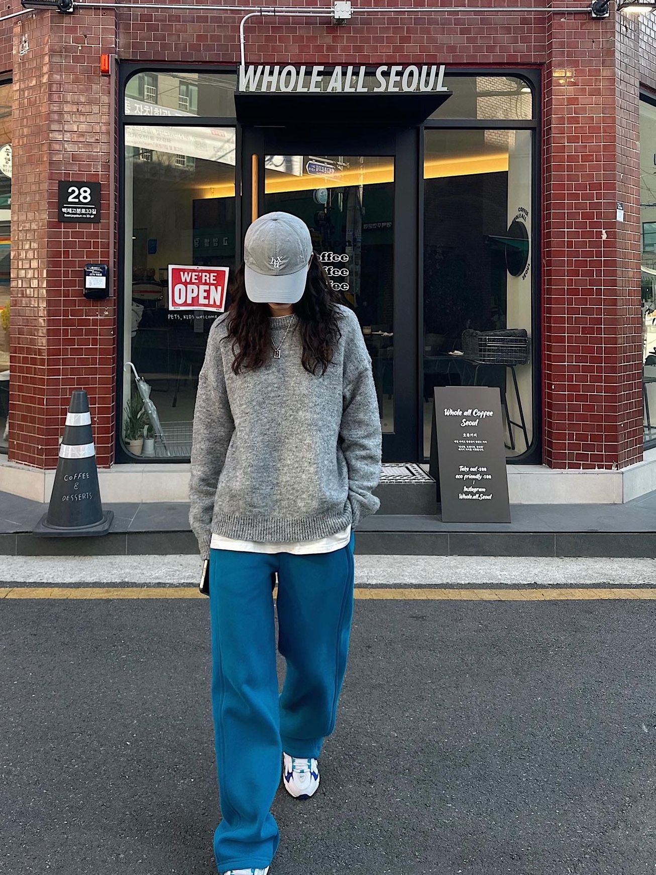 Nike Air Max Triax 96 Varsity Royal 착용 스타일 - 3