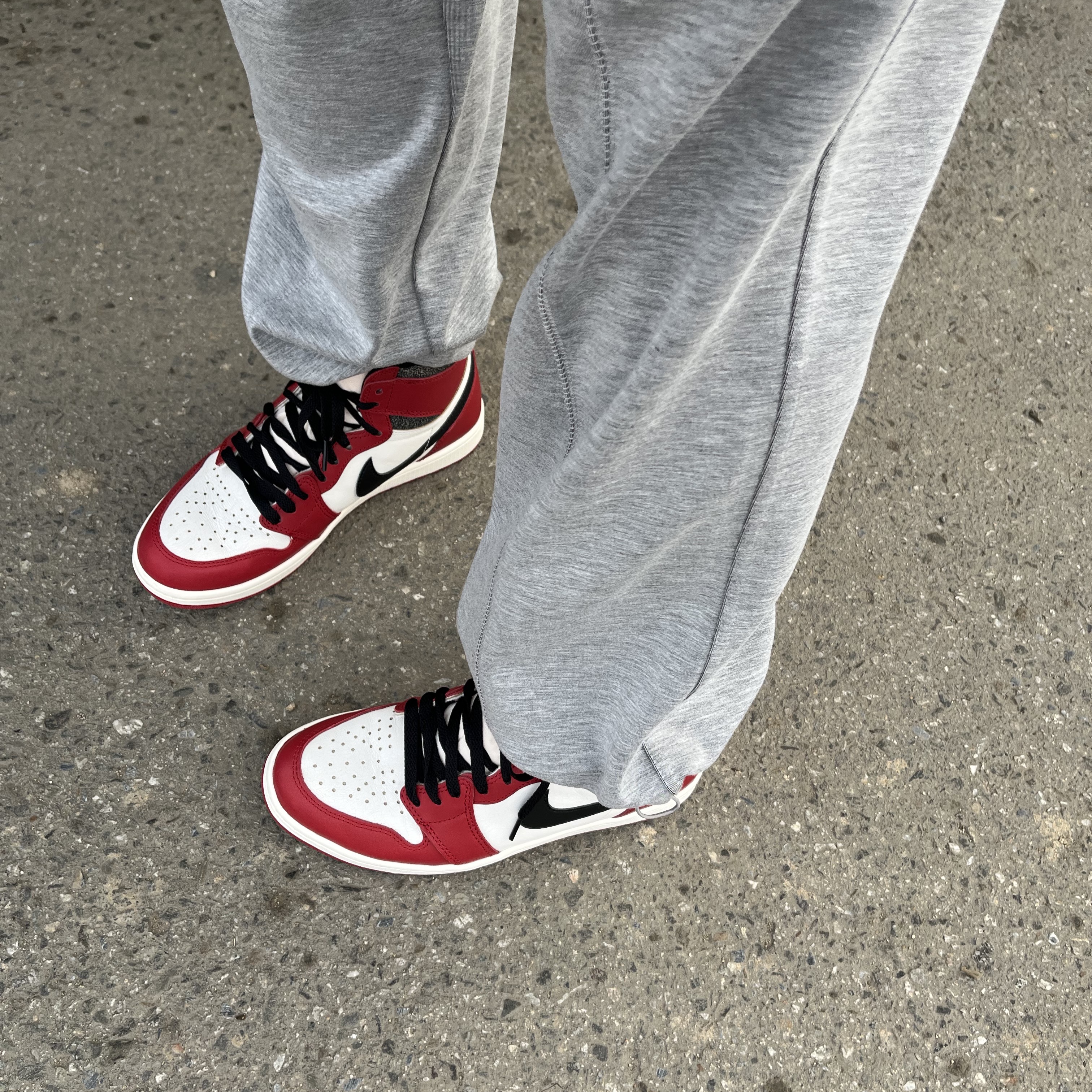 Jordan 1 Retro High OG Chicago 2022 착용 스타일 - 1