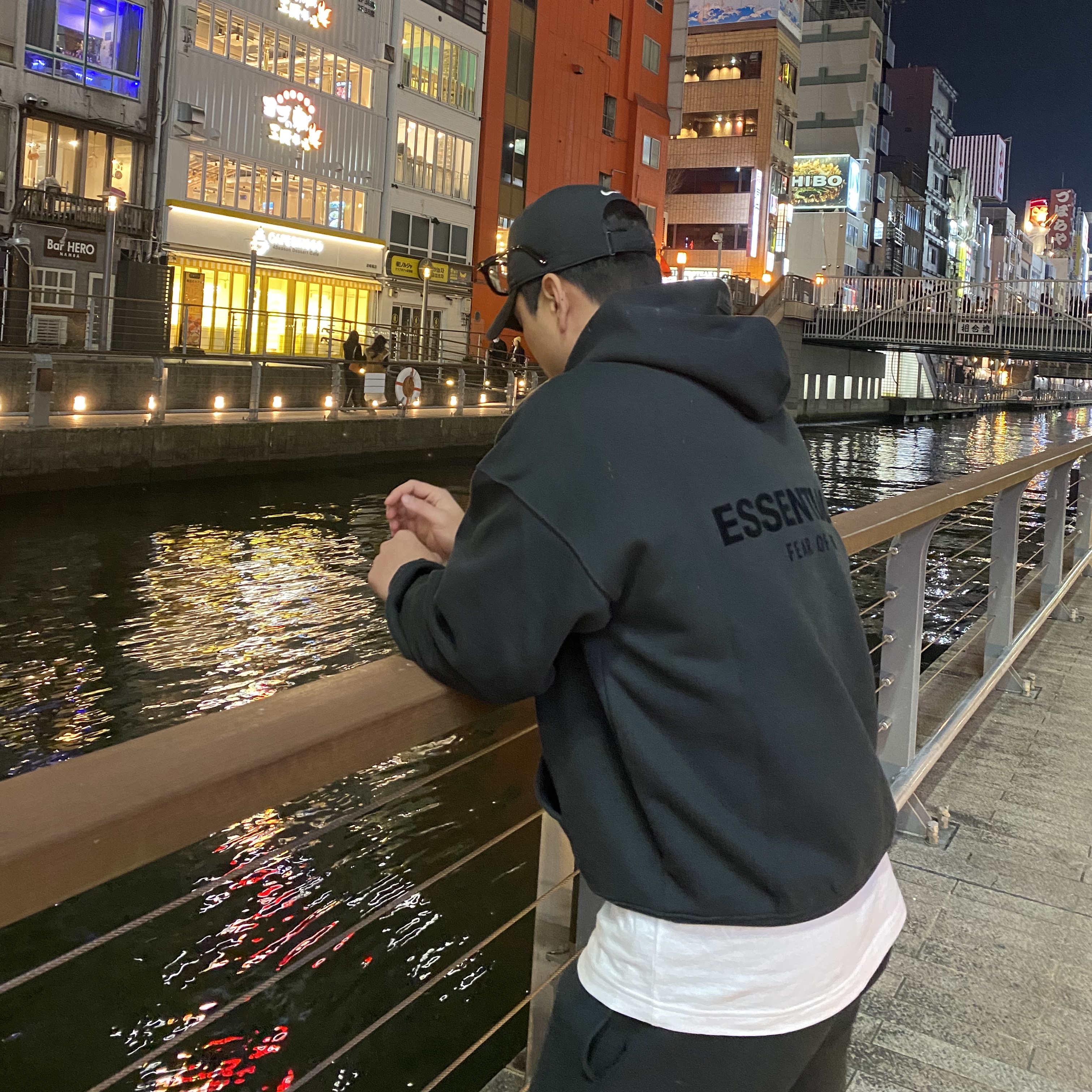 Essentials The Core Collection Hoodie Stretch Limo 착용 스타일