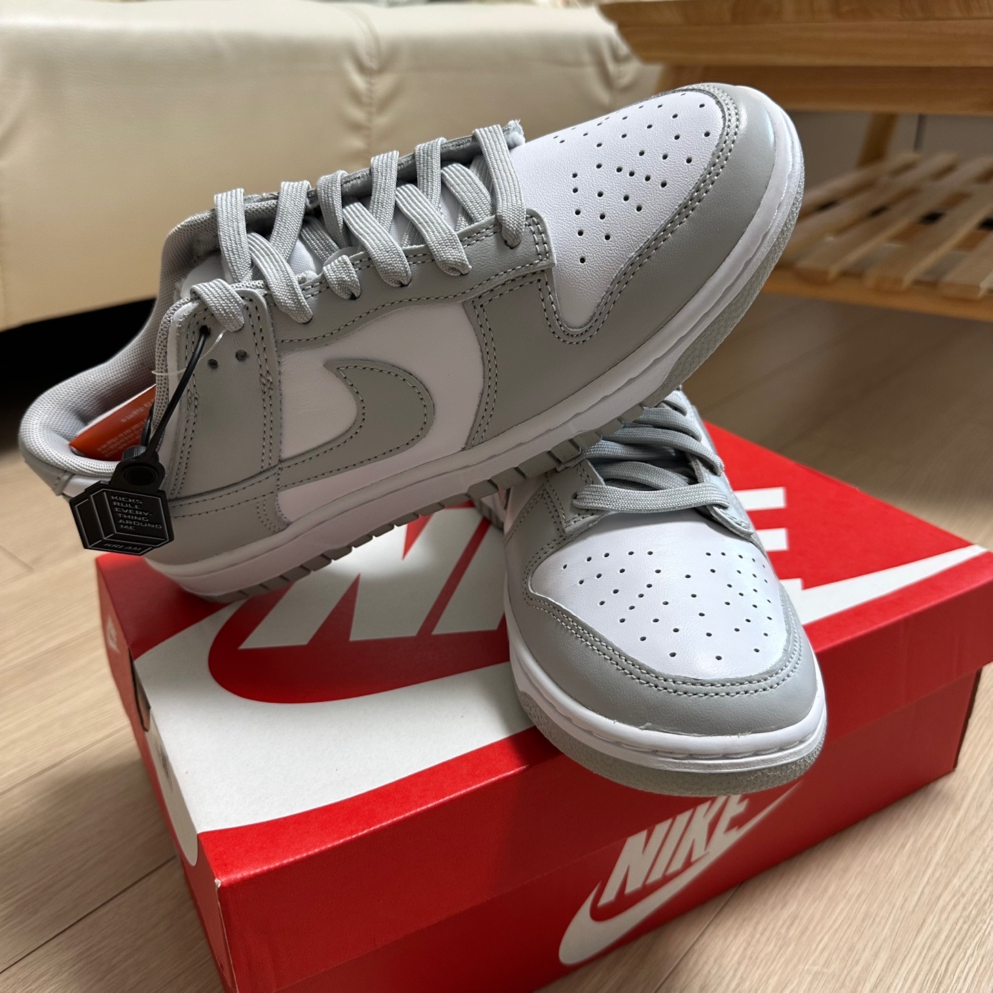 Nike Dunk Low Retro Grey Fog 착용 스타일