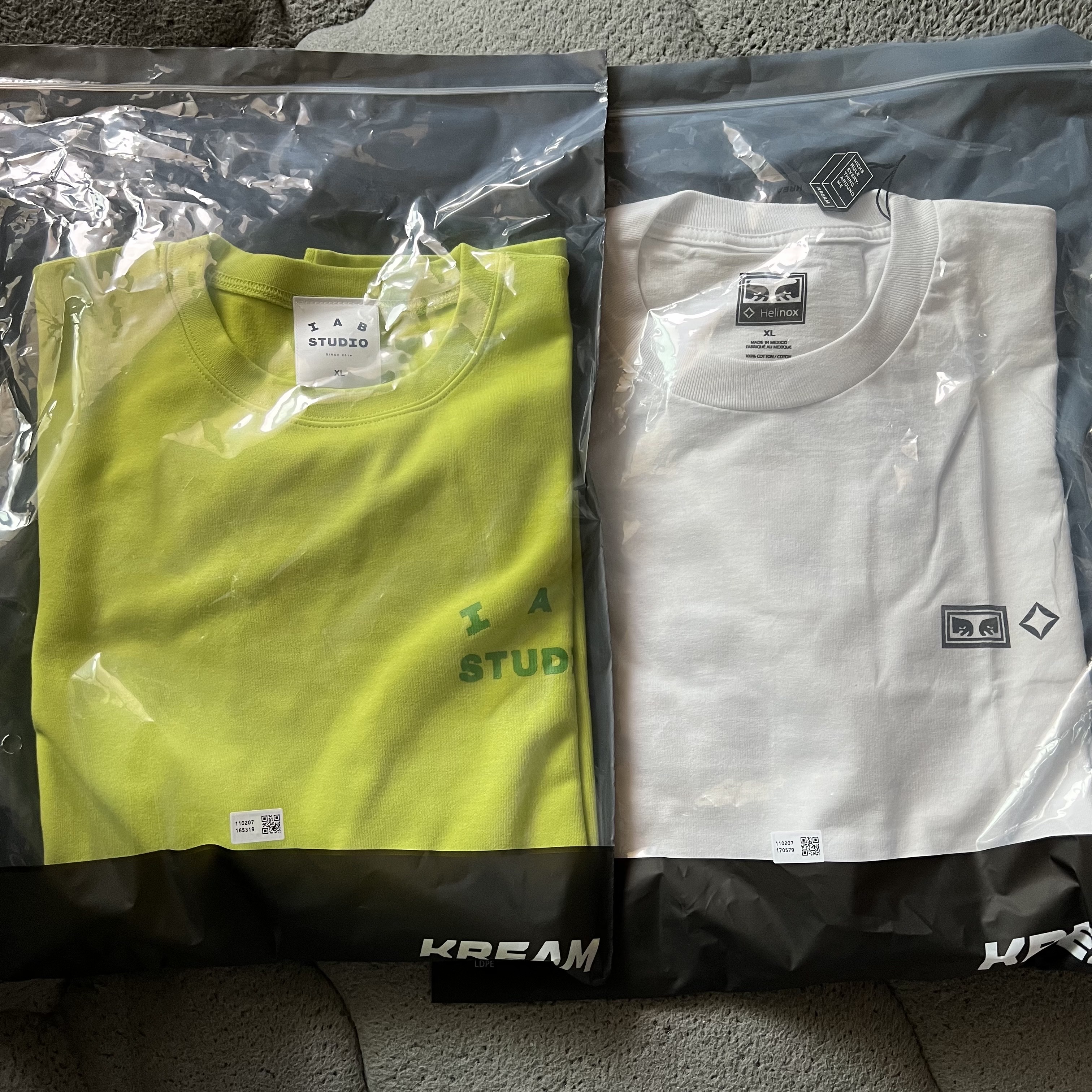 Helinox x Obey T-Shirt White, IAB Studio Splashed T-Shirt Lime 착용 스타일