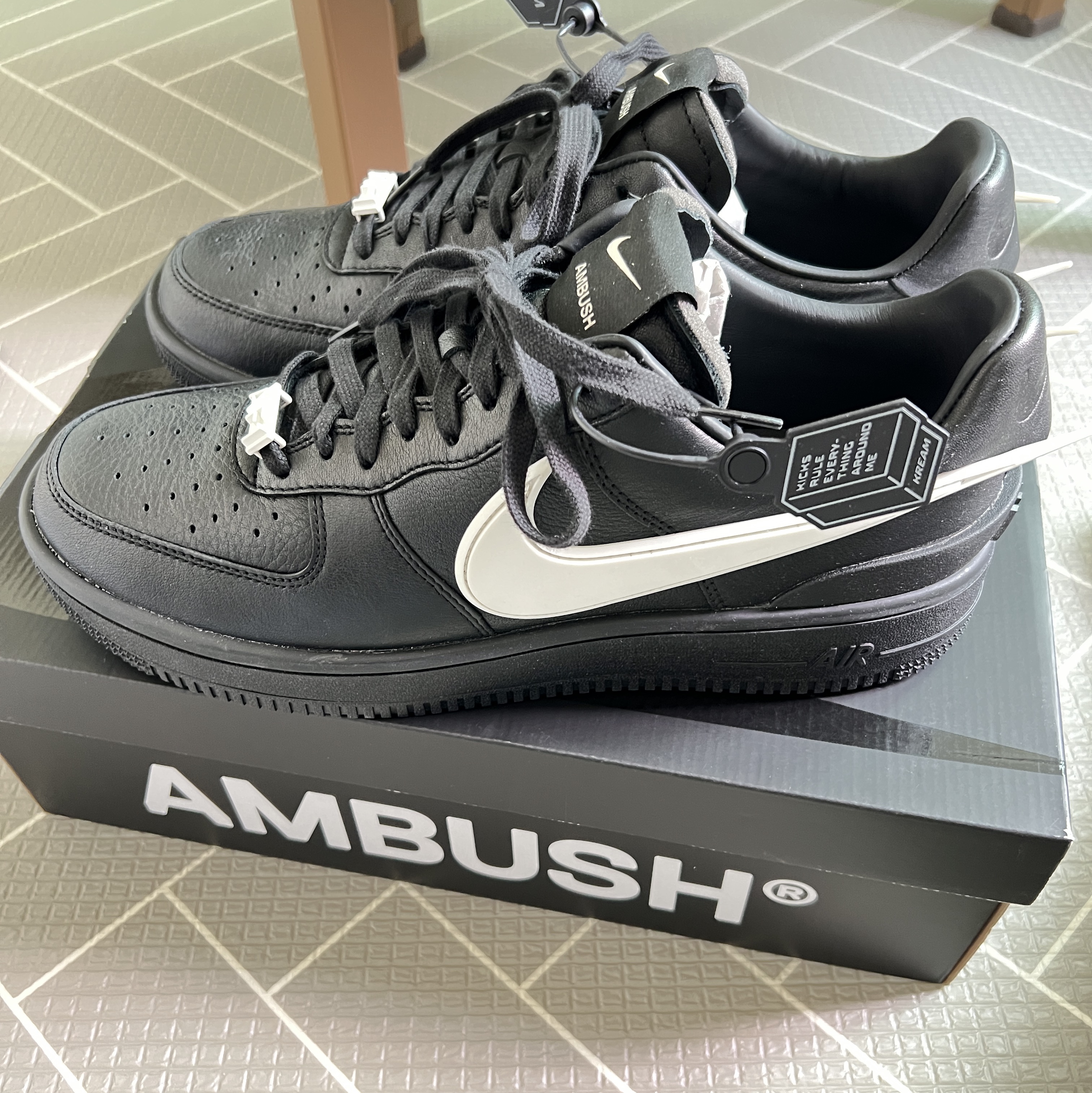 Nike x Ambush Air Force 1 Low SP Black 착용 스타일 - 2