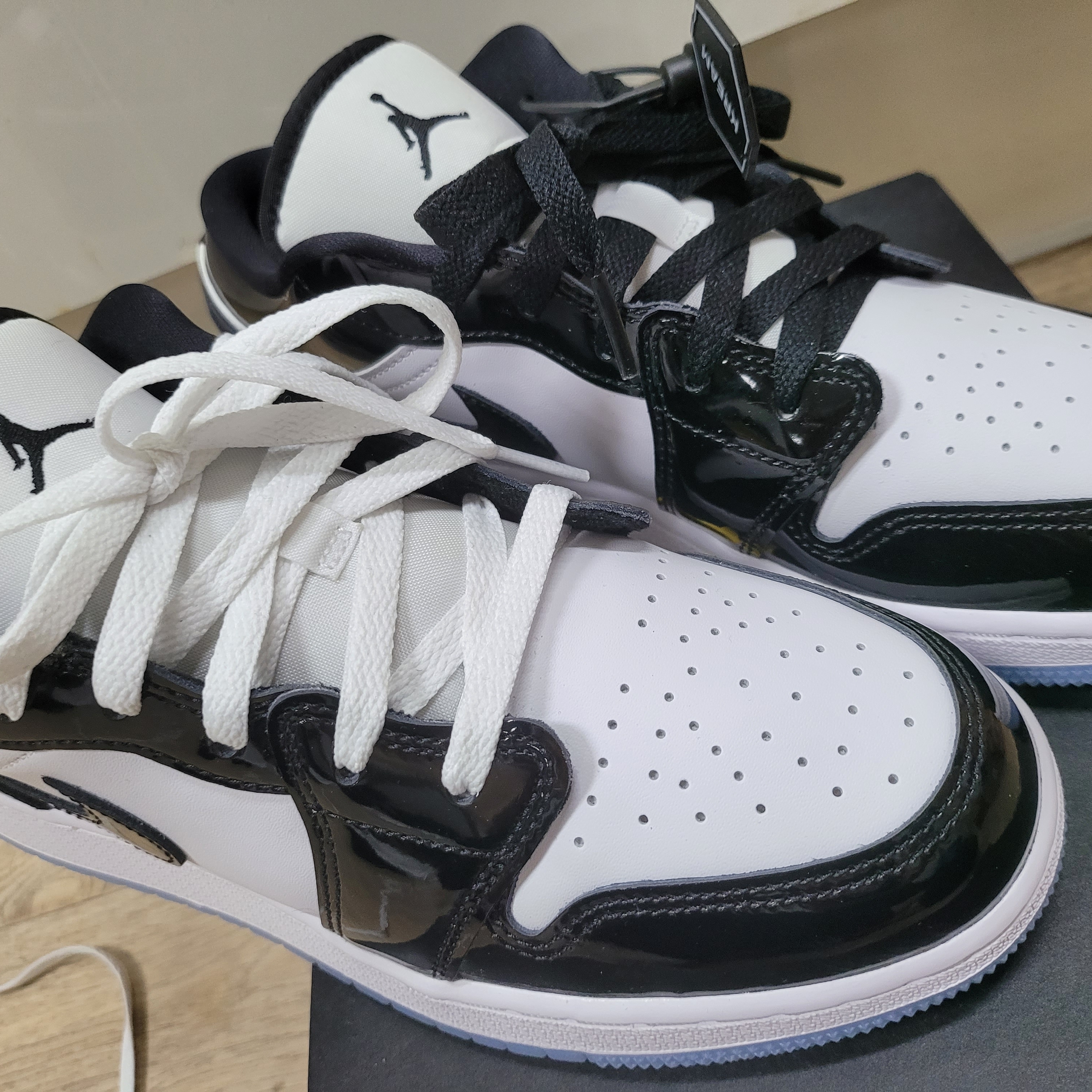 (GS) Jordan 1 Low SE Concord 착용 스타일 - 1