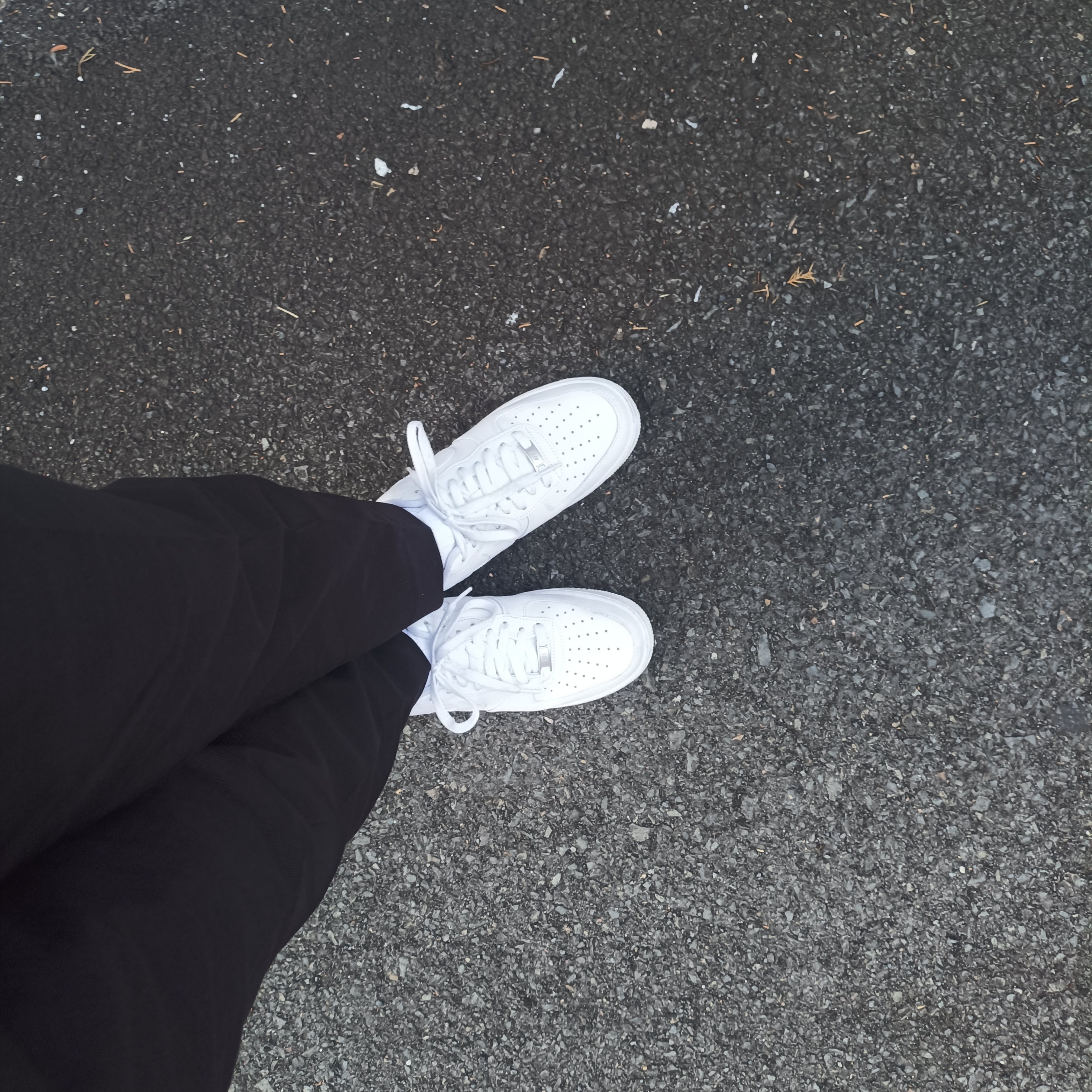 Nike Air Force 1 '07 Low White 착용 스타일 - 3
