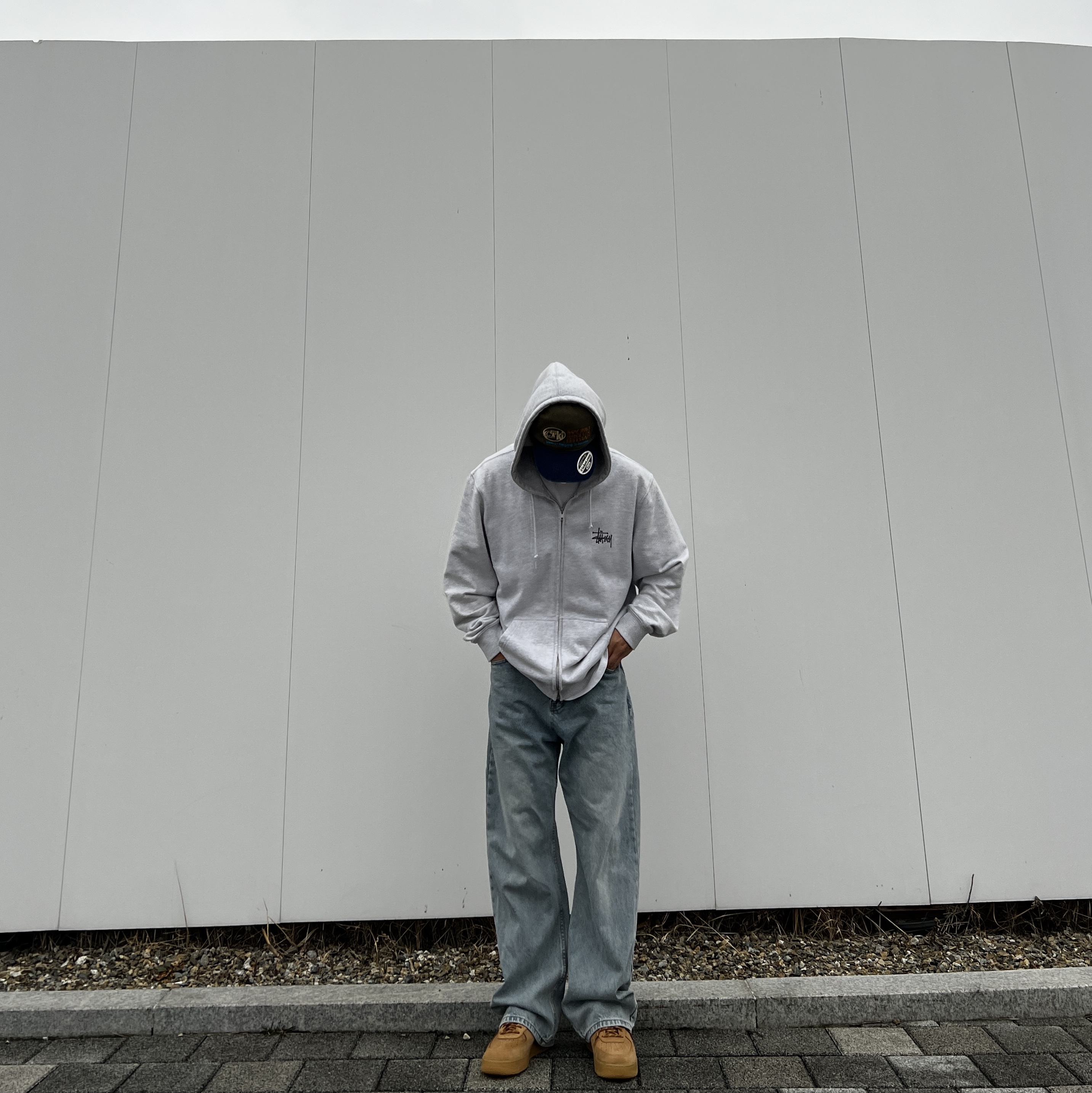 Nike Air Force 1 '07 WB Flax, Stussy Basic Stussy Zip Hoodie Ash Heather 2023 착용 스타일 - 4