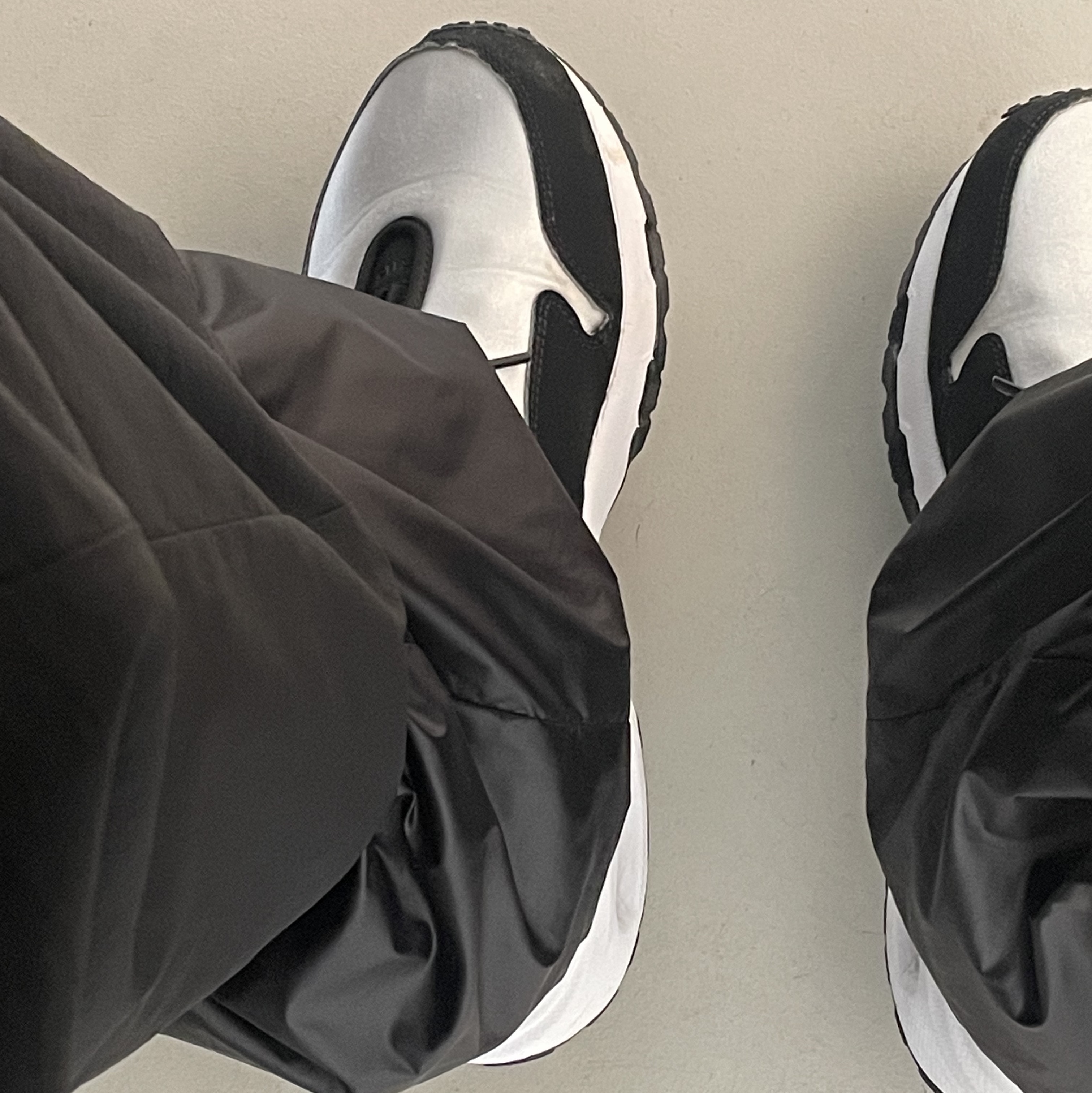 Nike x Comme des Garcons Homme Plus Air Max Sunder SP White Black 착용 스타일