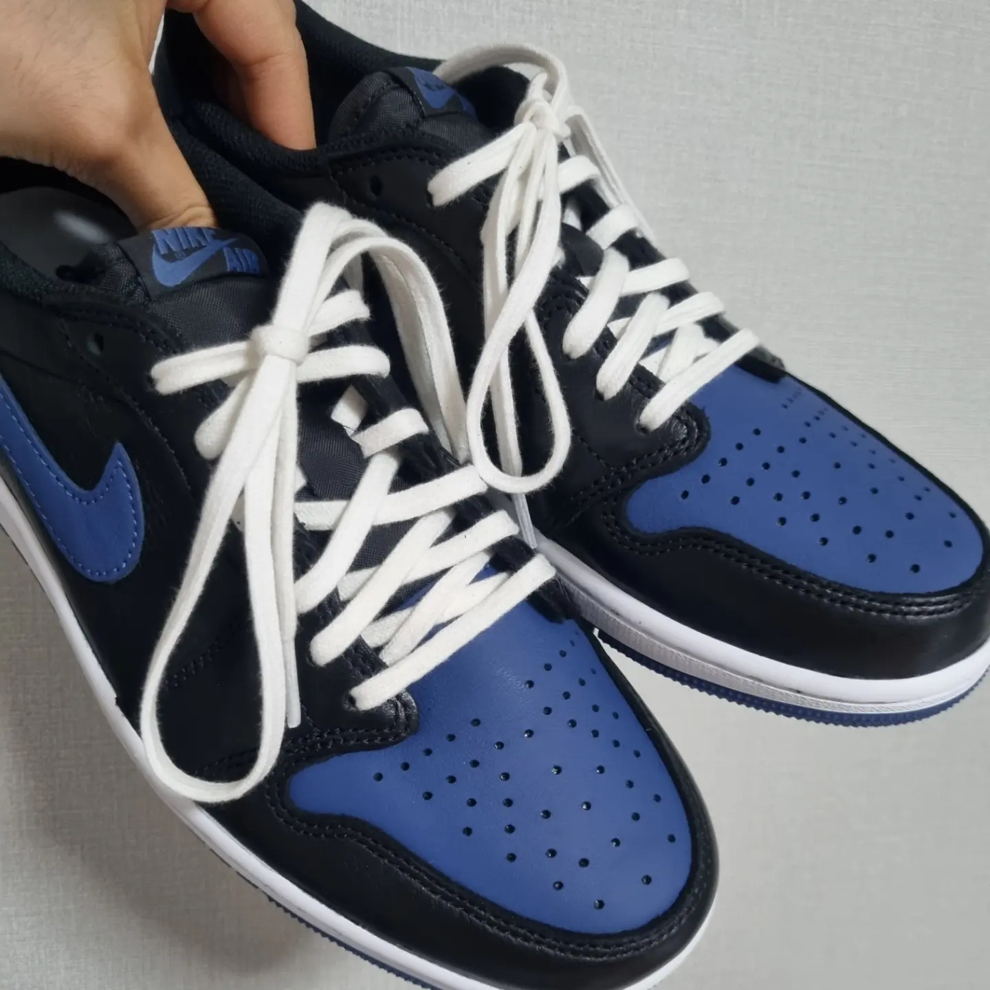 Jordan 1 Retro Low OG Mystic Navy 착용 스타일 - 1