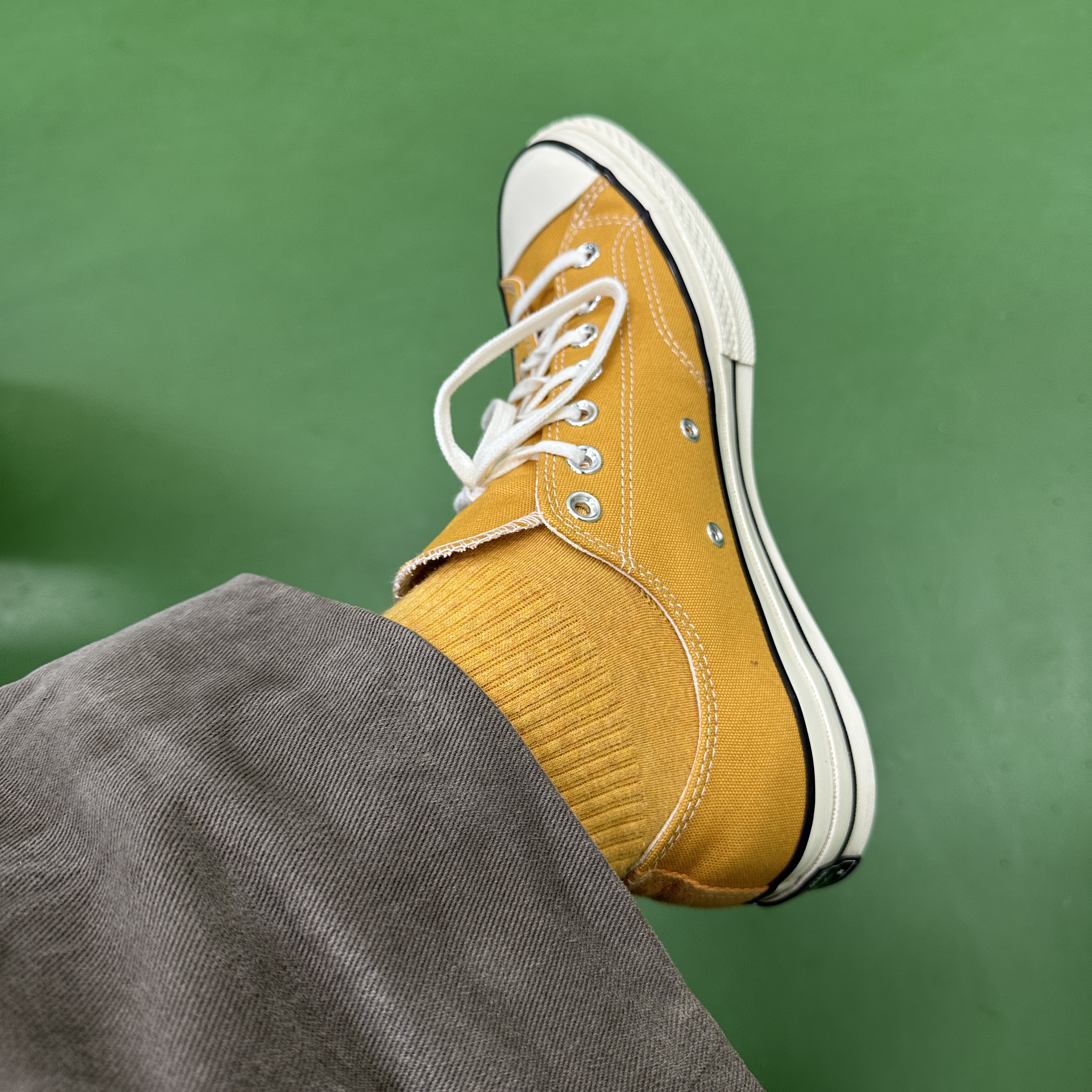 Converse Chuck 70 Ox Vintage Canvas Sunflower 착용 스타일