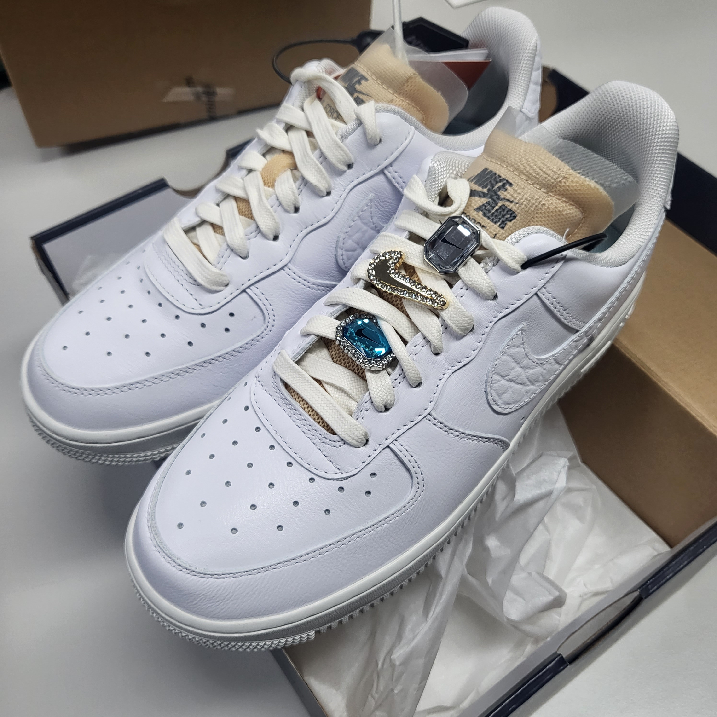 (W) Nike Air Force 1 Low Bling 착용 스타일 - 1