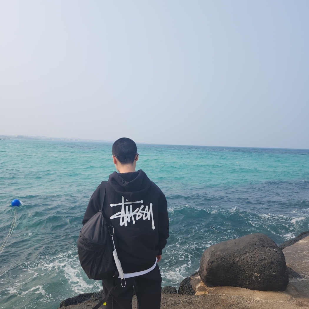 Stussy Basic Stussy Hoodie Black 2022 착용 스타일