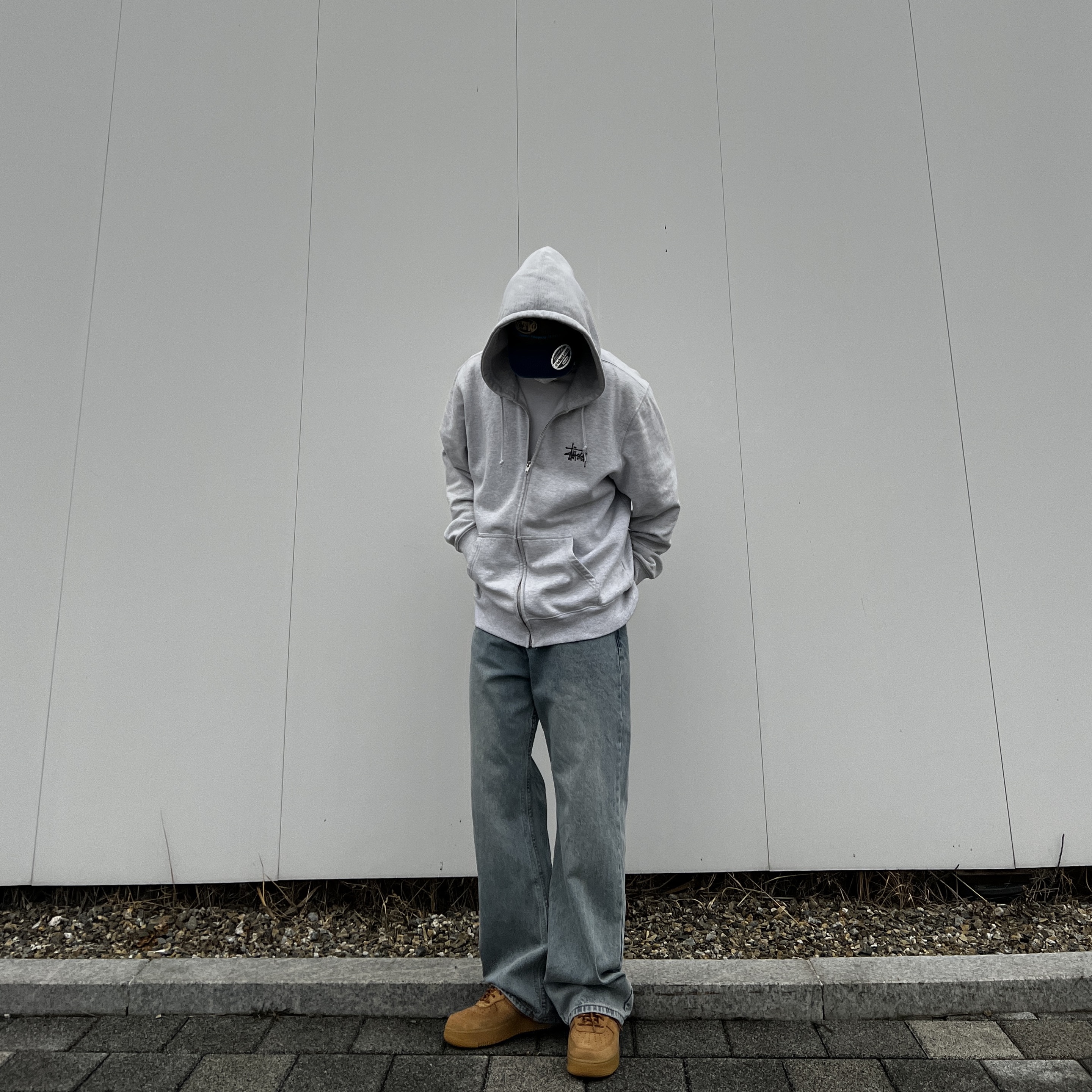 Nike Air Force 1 '07 WB Flax, Stussy Basic Stussy Zip Hoodie Ash Heather 2023 착용 스타일 - 3