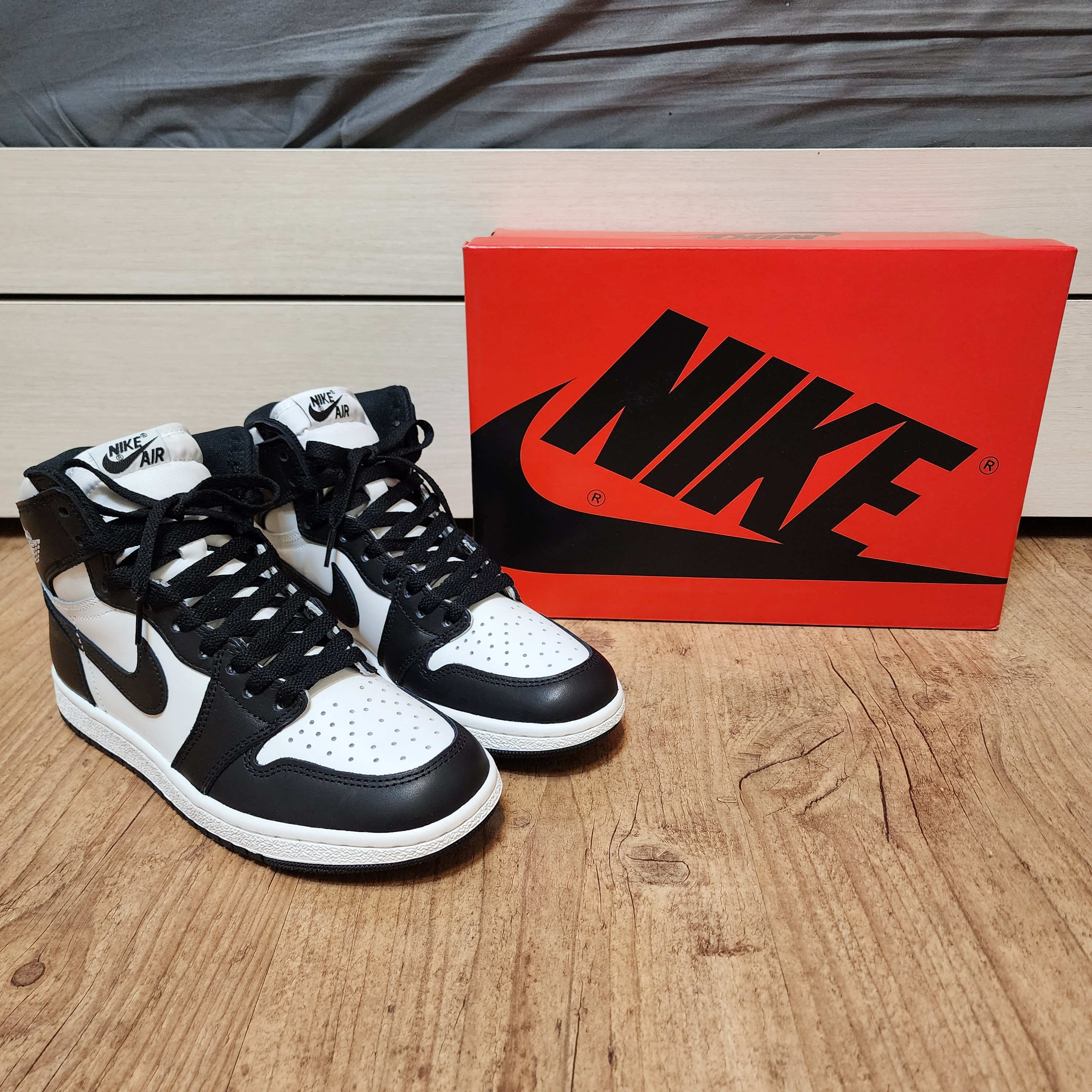Jordan 1 High 85 Black White 착용 스타일