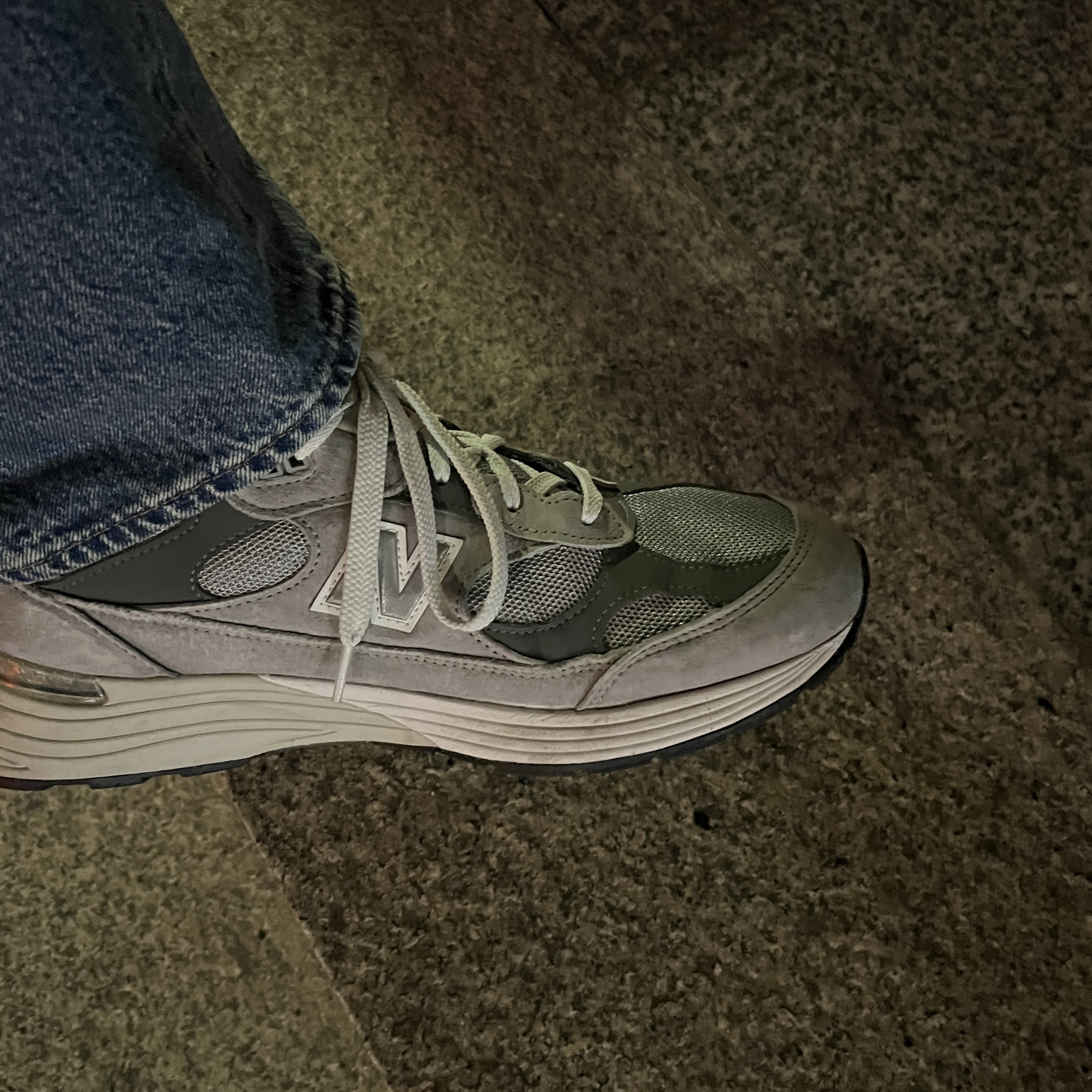 New Balance 992 Made in USA Grey - D Standard, Adidas x Human Made Campus Light Onix 착용 스타일 - 1