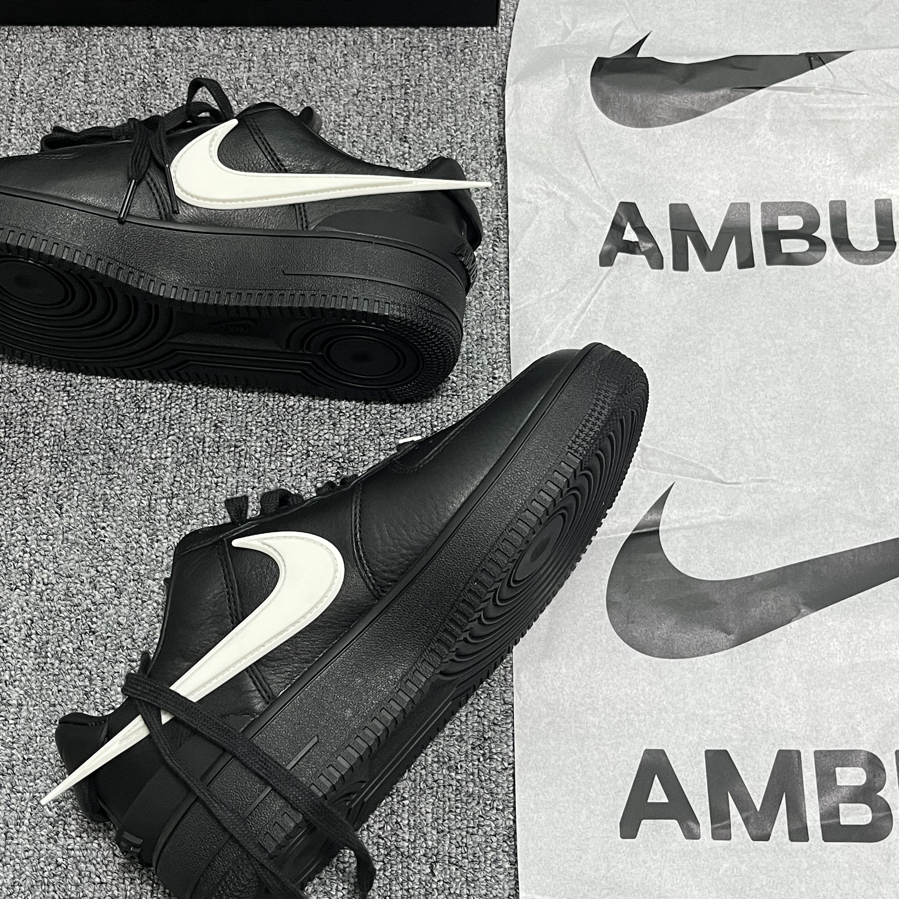 Nike x Ambush Air Force 1 Low SP Black 착용 스타일 - 1