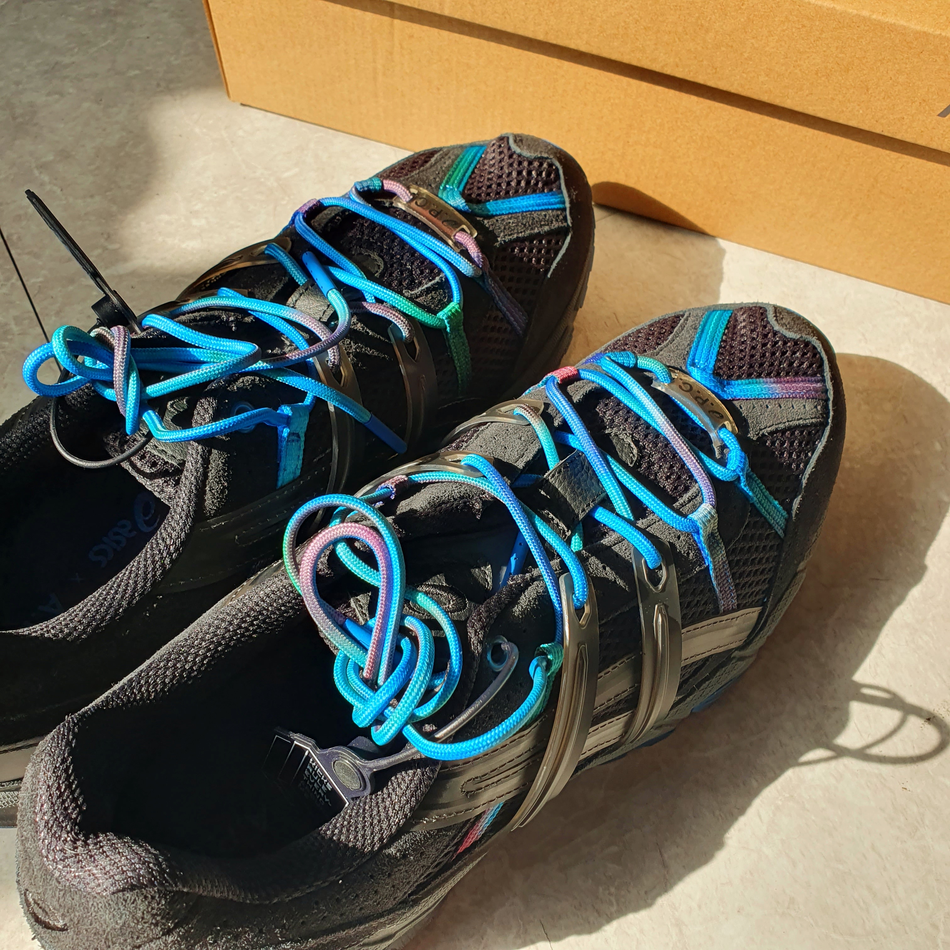 Asics x A.P.C. Gel-Sonoma 15-50 Black 착용 스타일 - 2