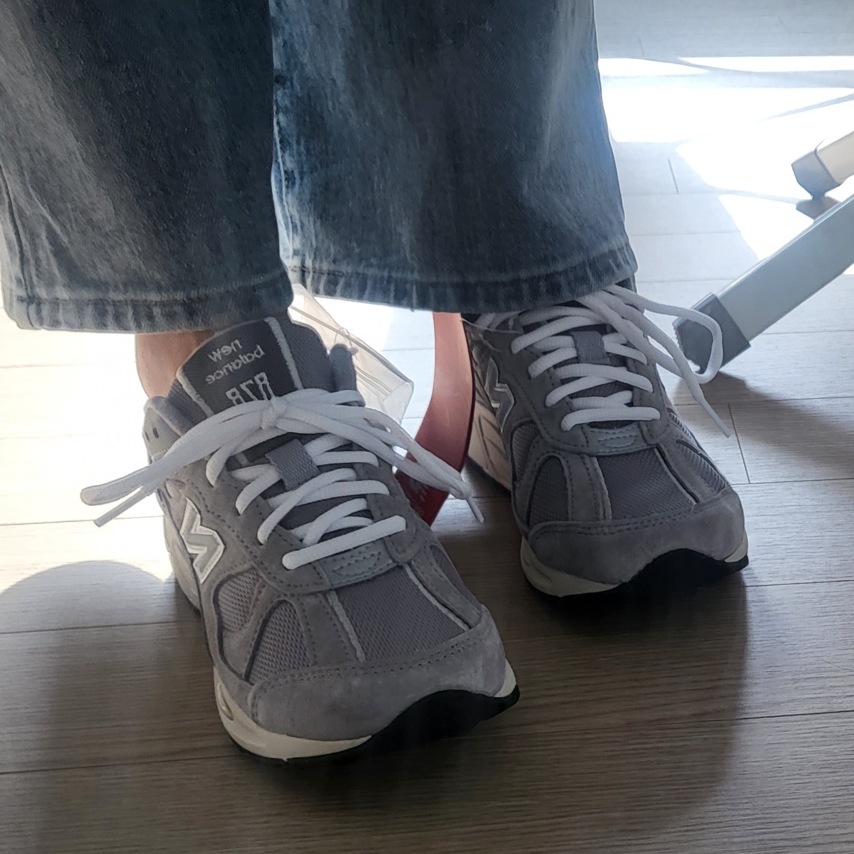 New Balance 878 Gray 착용 스타일 - 1
