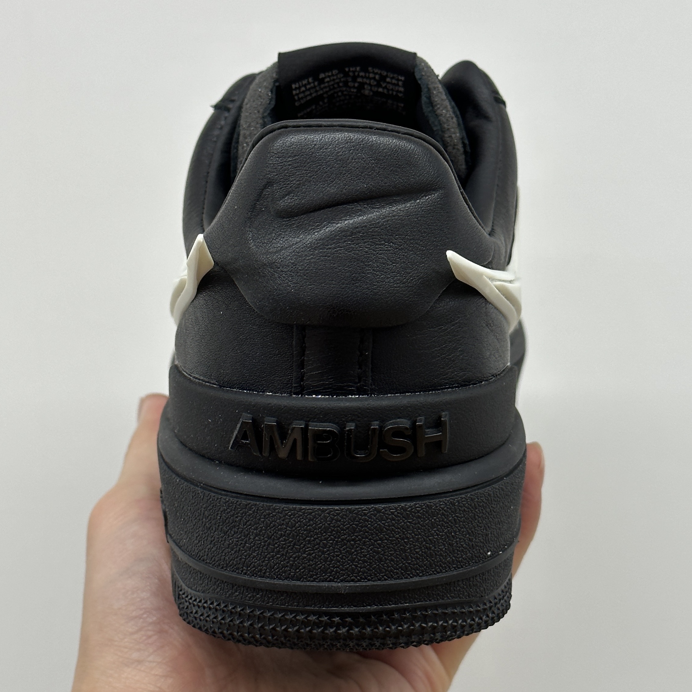Nike x Ambush Air Force 1 Low SP Black 착용 스타일 - 5