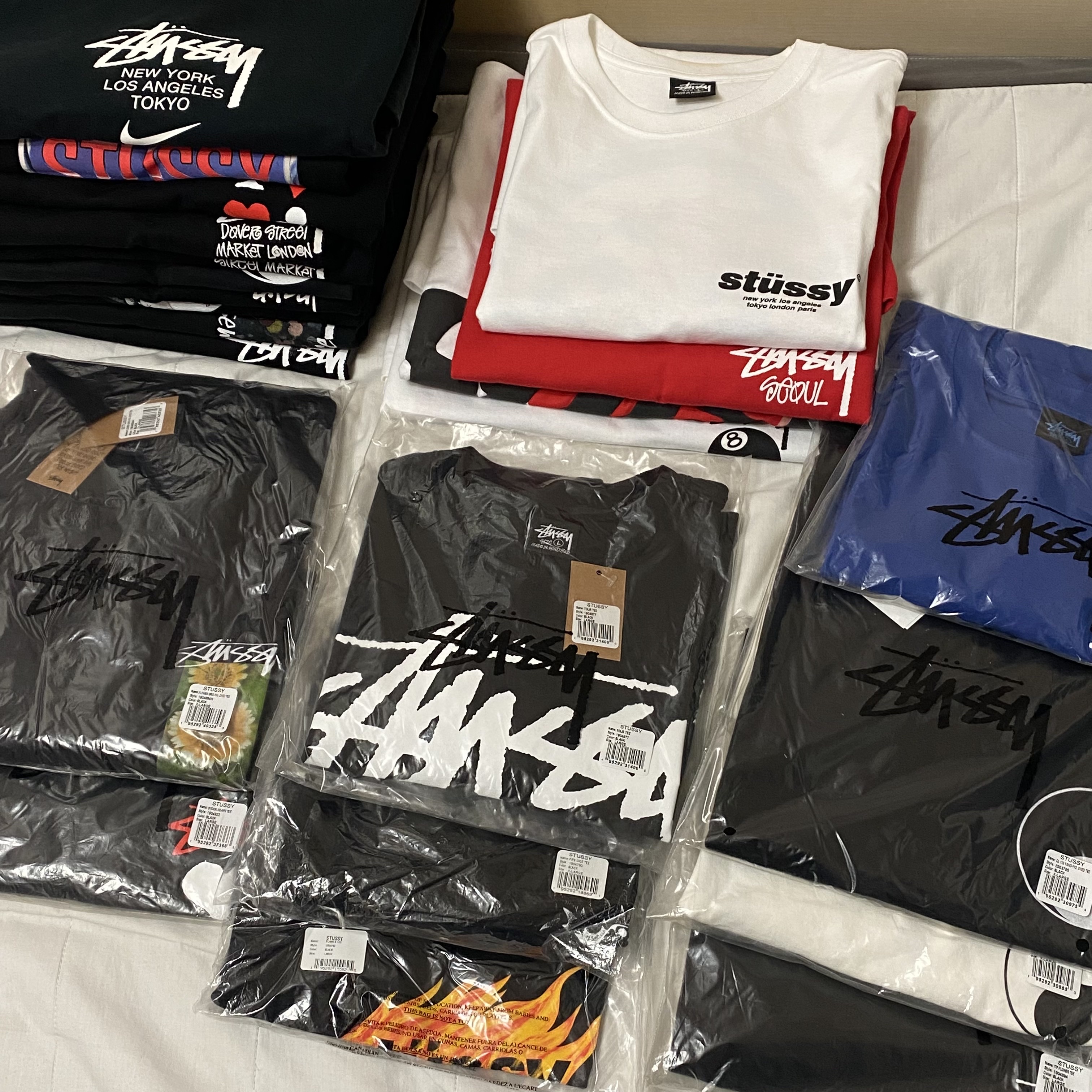 Stussy x Cactus Plant Flea Market Heart T-Shirt, Nike x Stussy WT T-Shirt Black - US/EU 착용 스타일