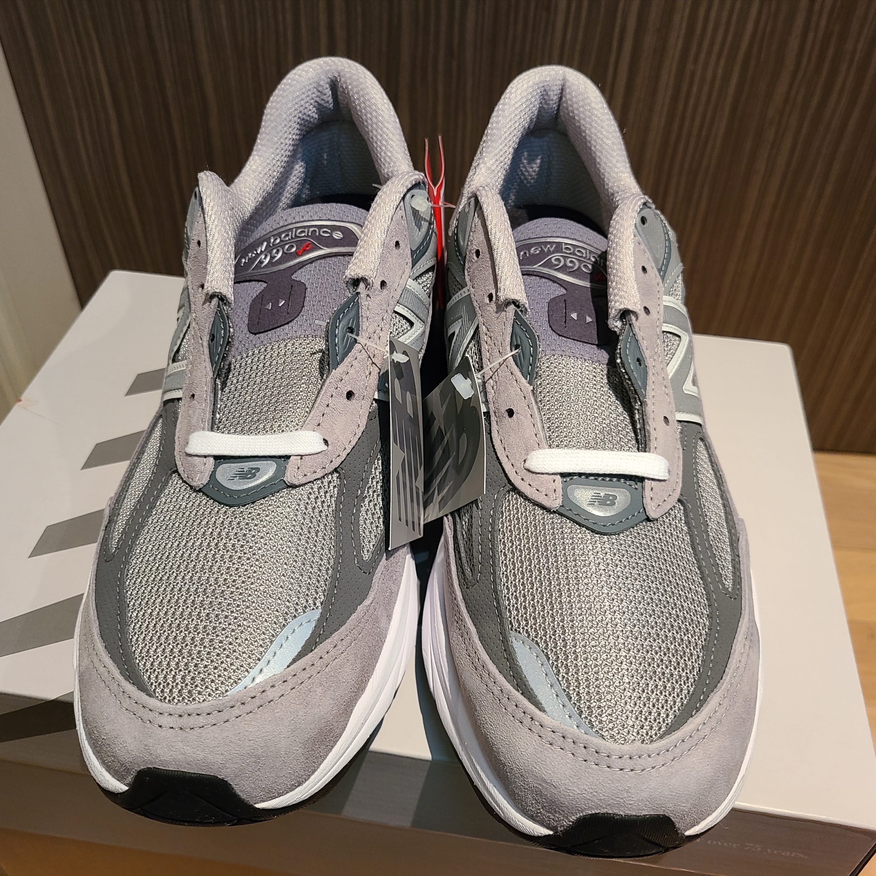 New Balance 990v6 Made in USA Grey - D Standard 착용 스타일 - 1