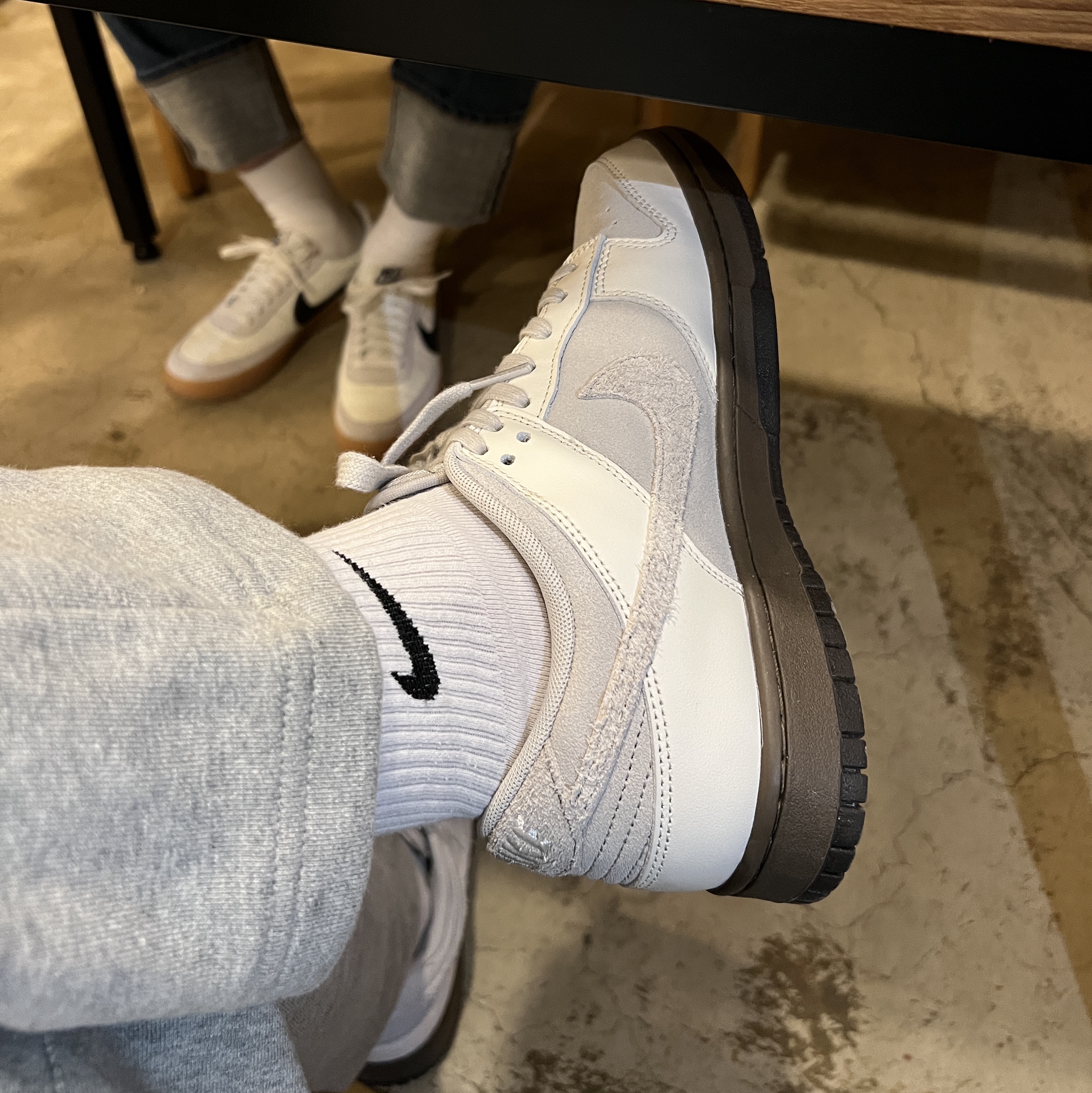 Nike Dunk Low Ironstone Phantom, Nike Killshot 2 Leather Hyper Blue 착용 스타일