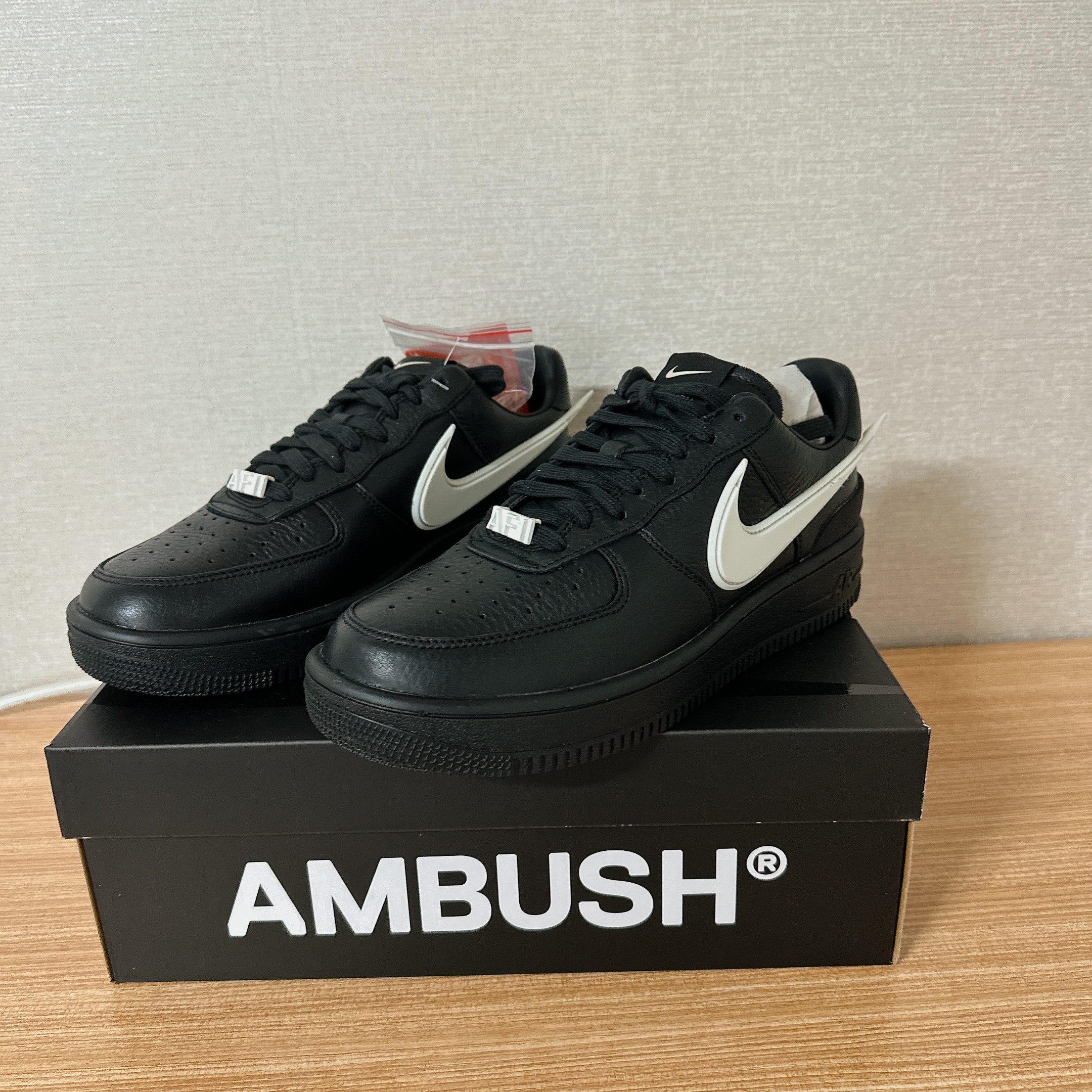 Nike x Ambush Air Force 1 Low SP Black 착용 스타일 - 2
