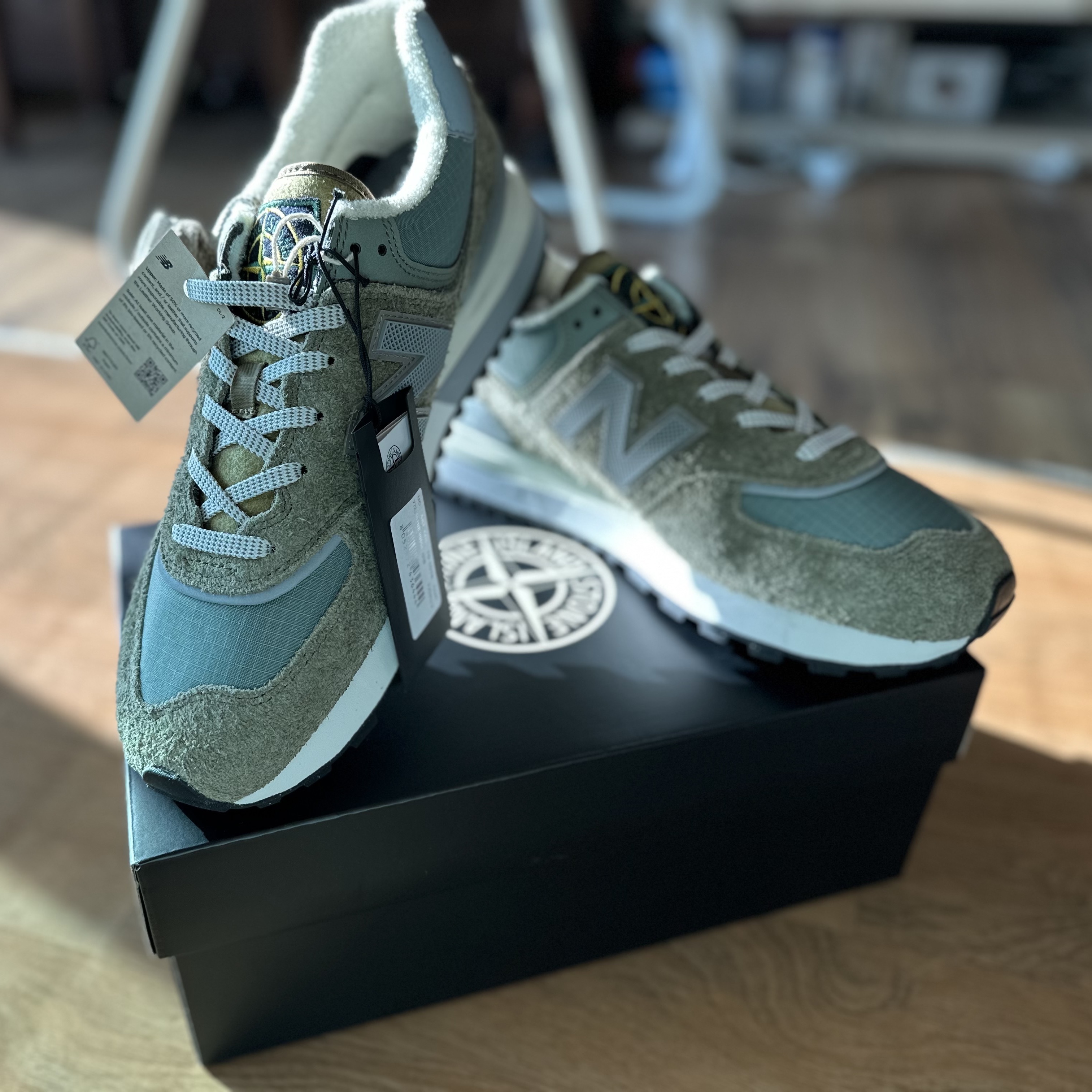New Balance x Stone Island 574 Legacy Green 착용 스타일