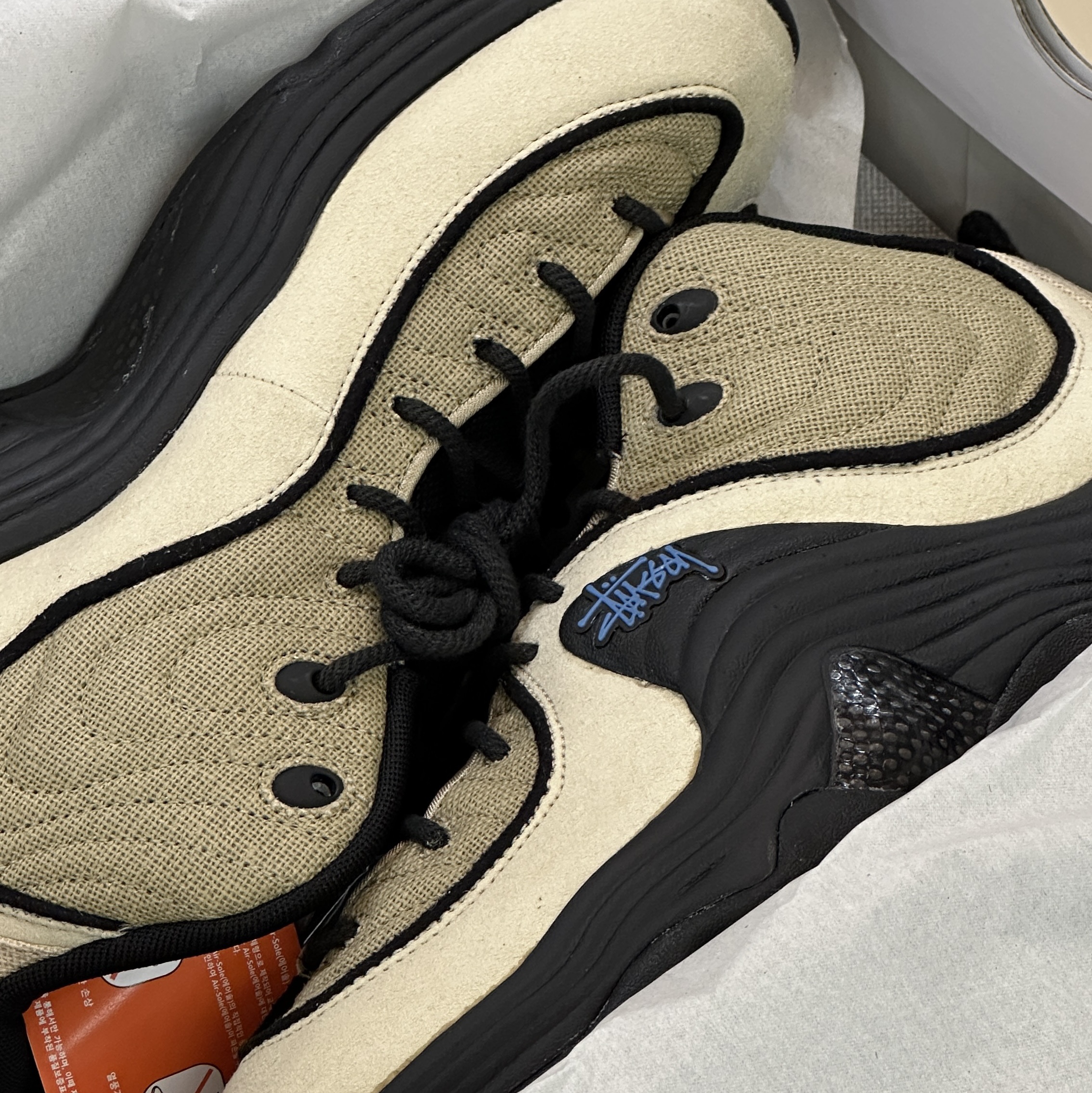 Nike x Stussy Air Penny II Rattan and Limestone 착용 스타일 - 2