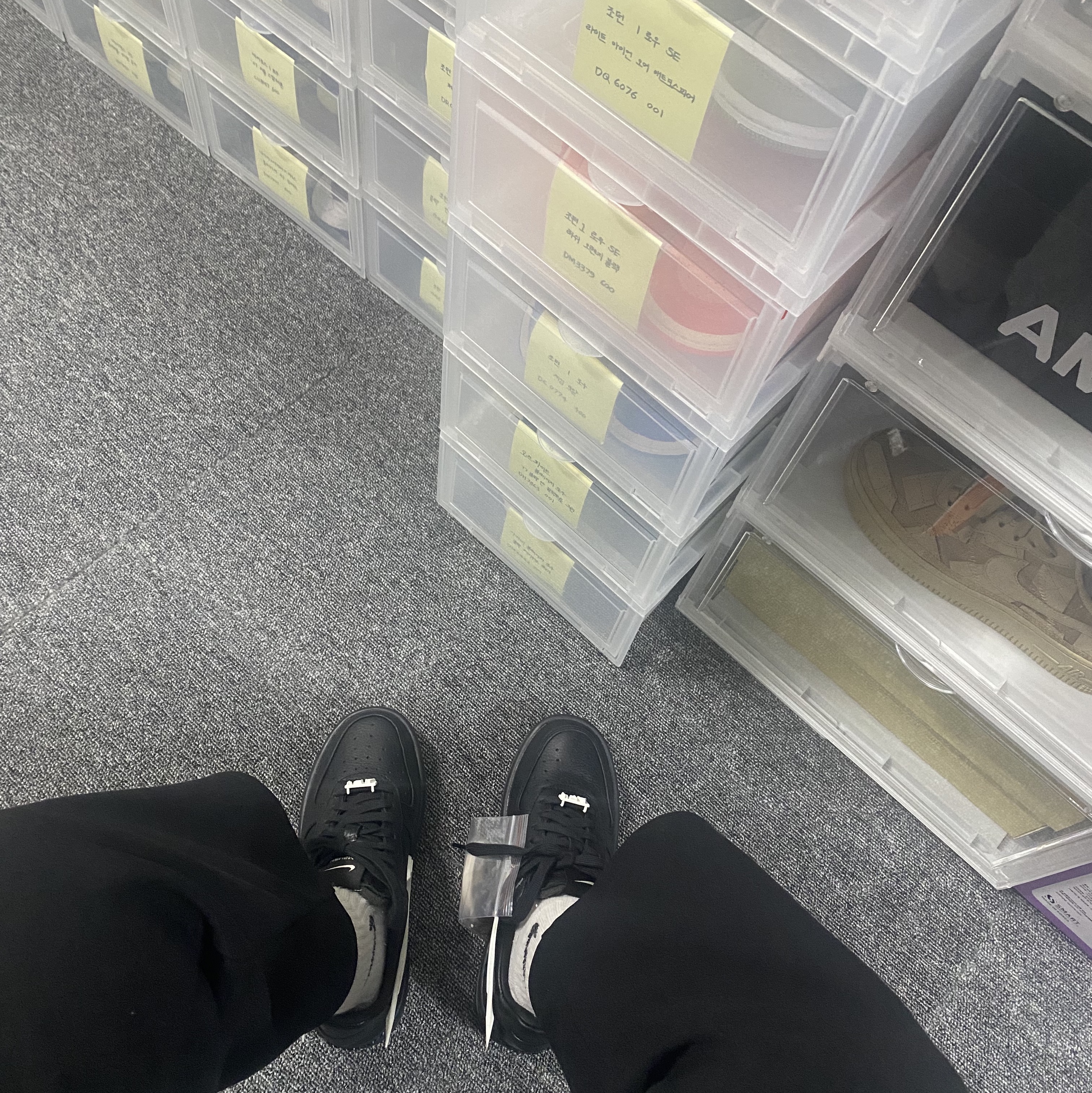 Nike x Ambush Air Force 1 Low SP Black 착용 스타일 - 2