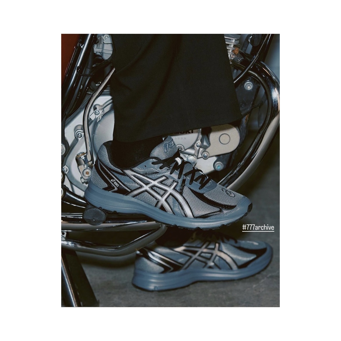 Asics Jog 100 S Steel Grey - 2E Wide 착용 스타일 - 2