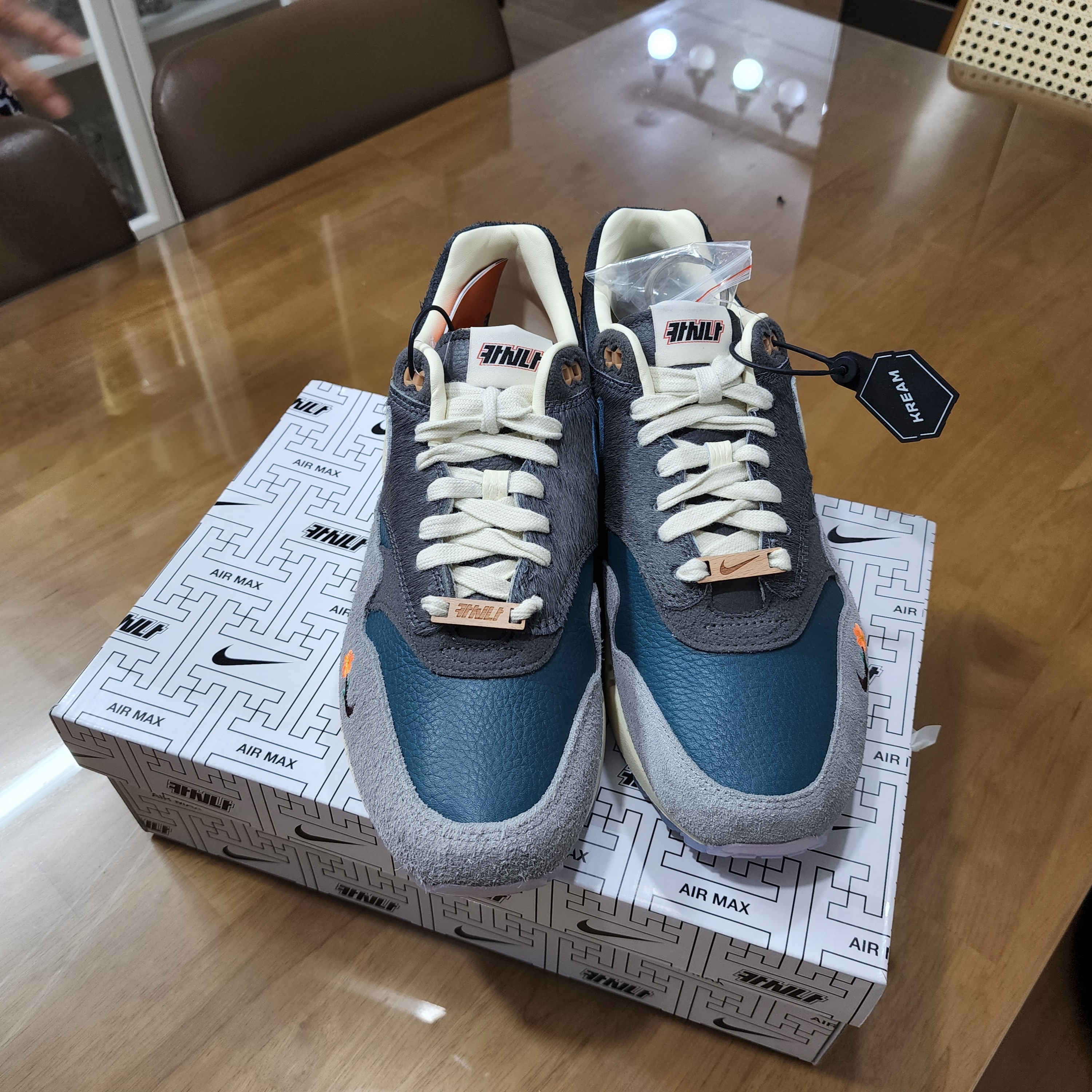 Nike x Kasina Air Max 1 SP Won-Ang Particle Grey 착용 스타일 - 2