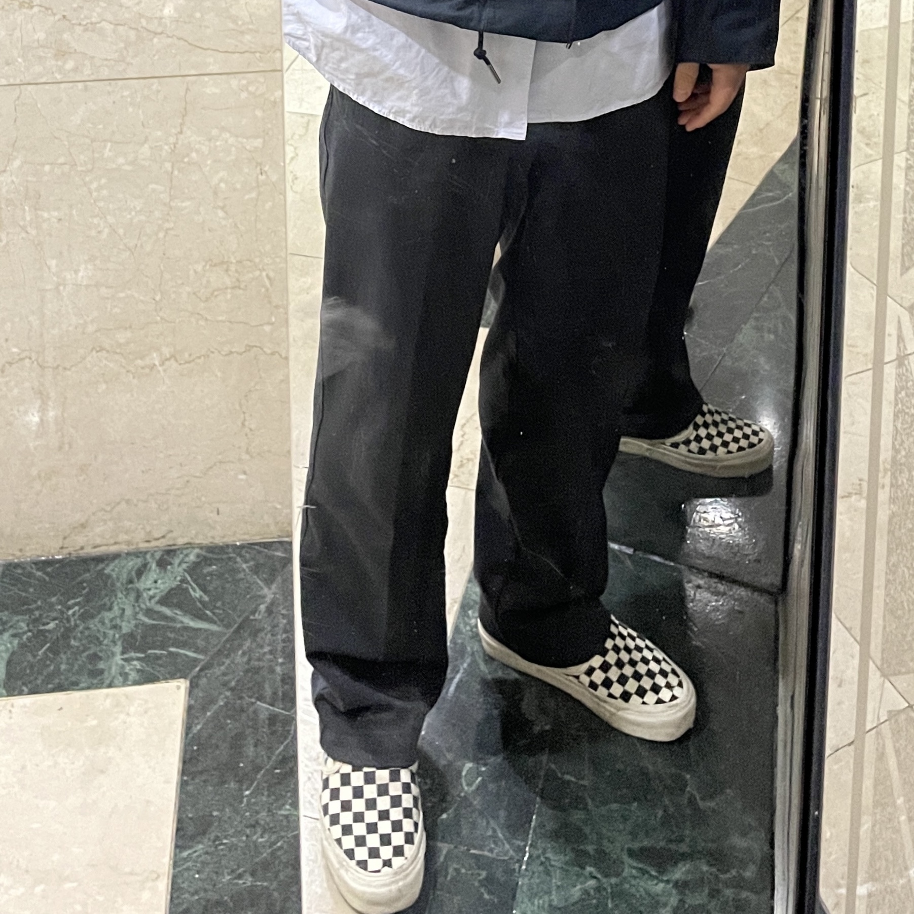 Vans Vault OG Classic Slip-On LX Checkerboard 착용 스타일