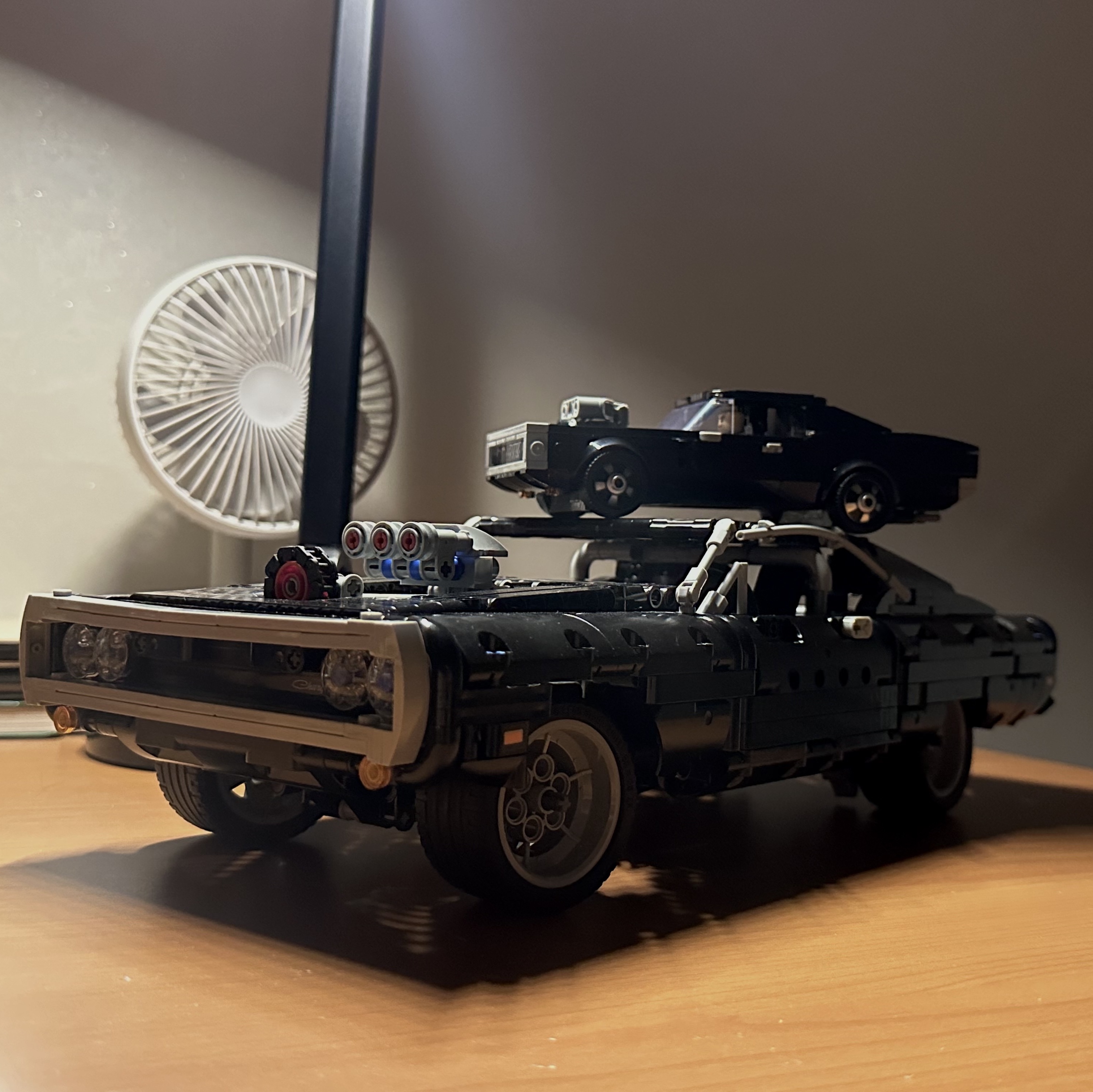 Lego Dom’s Doddge Charger, Lego Fast & Furious 1970 Dodge Charger R/T 착용 스타일 - 1