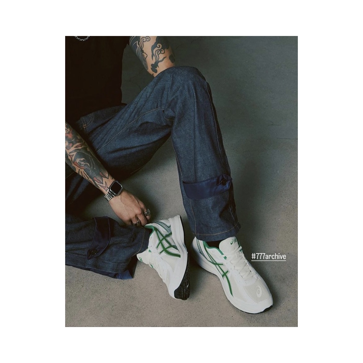 Asics Jog 100 S White Green - 2E Wide 착용 스타일 - 3