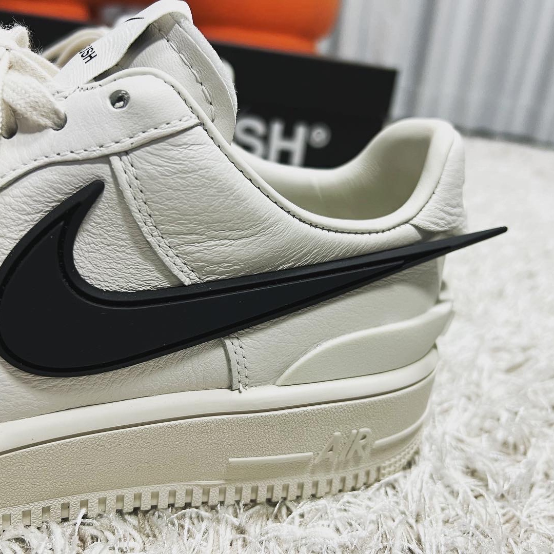 Nike x Ambush Air Force 1 Low SP Phantom 착용 스타일 - 3